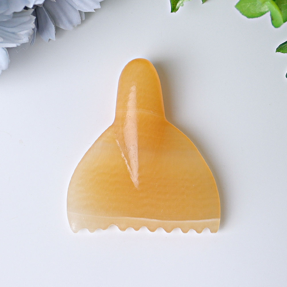 2.2-inch Crystal Fish Tail Carvings