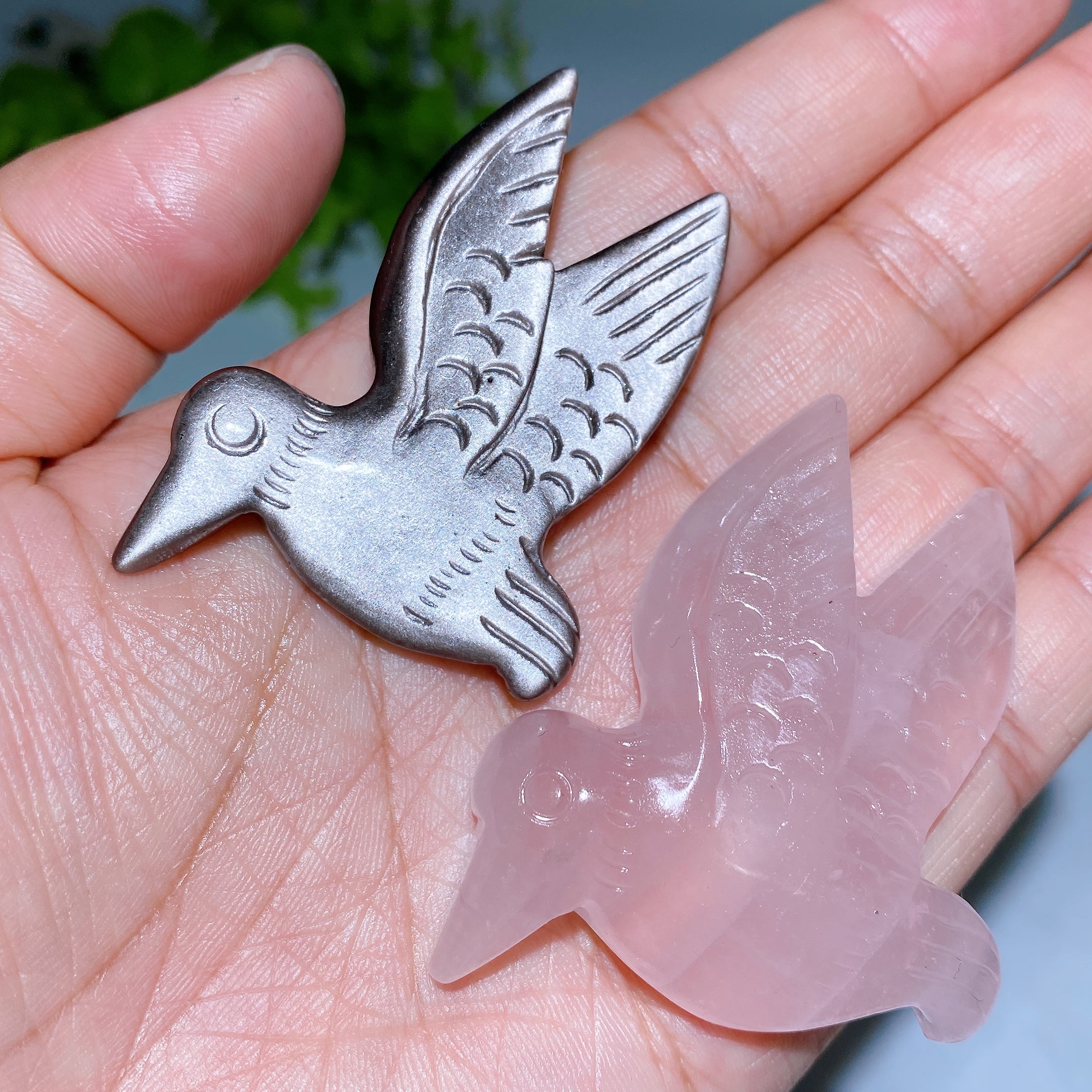 2.2 inch Crystal Hummingbird Healing Carving