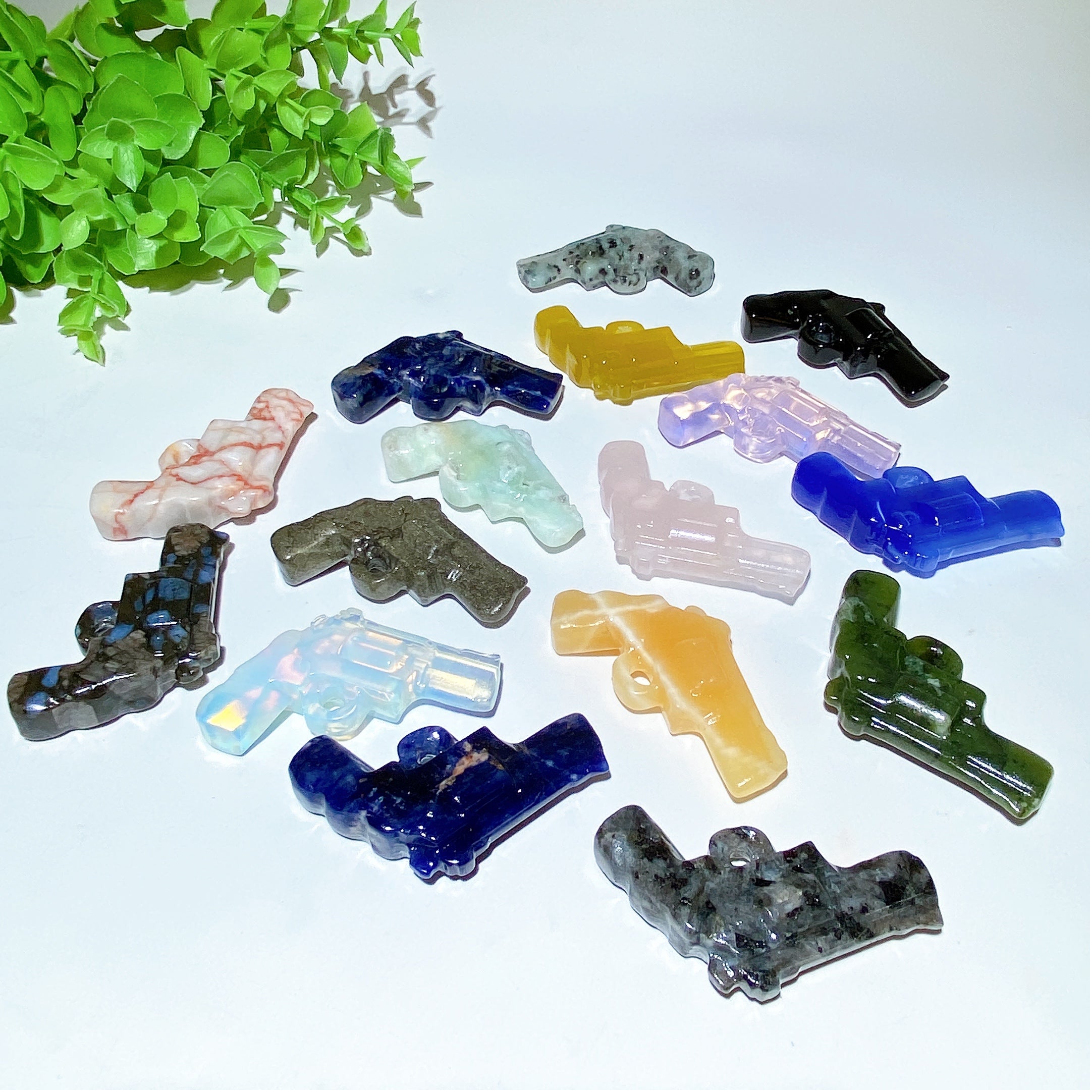 2.2-inch Mixed Crystal Gun Shape Figurines for Healing