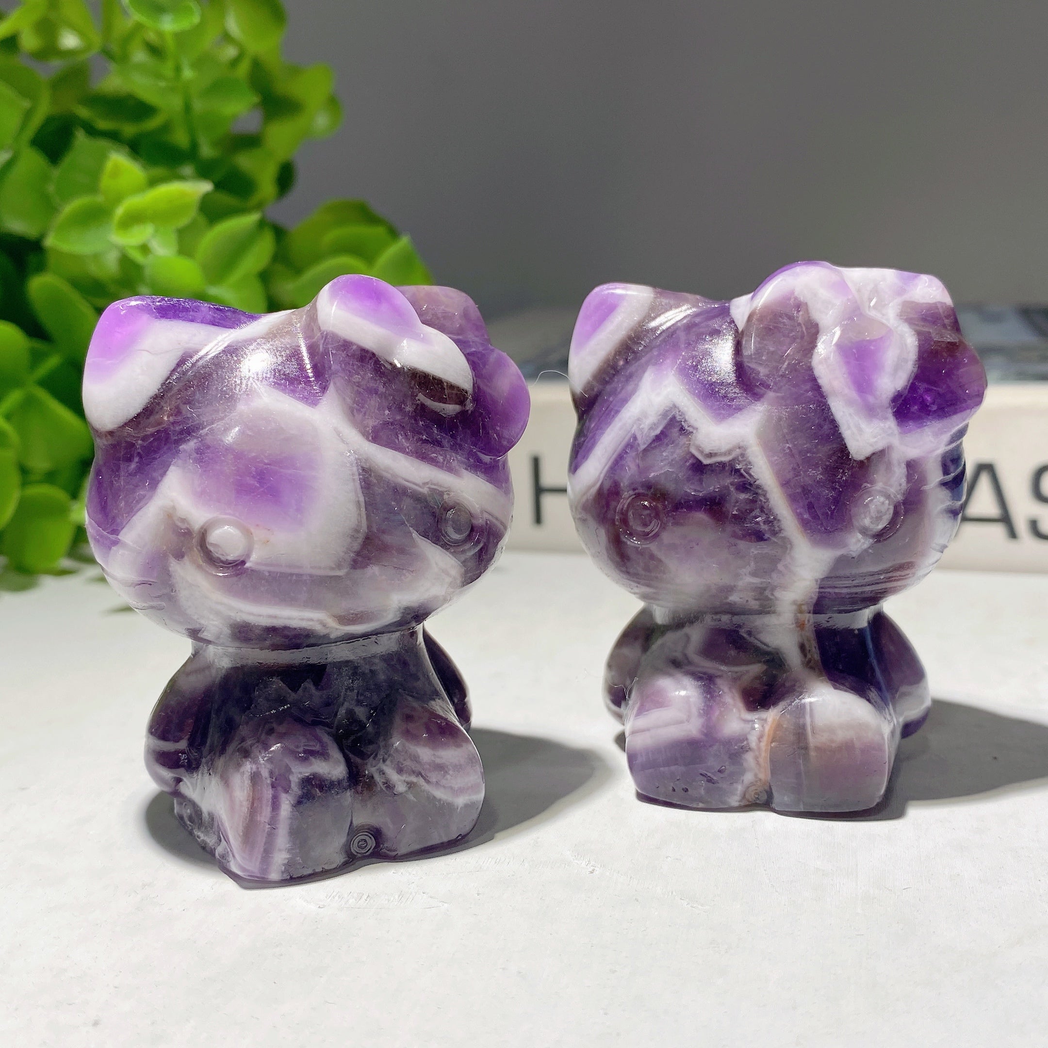 2.25in Amethyst Crystal Figurine Cat Carving Healing Energy
