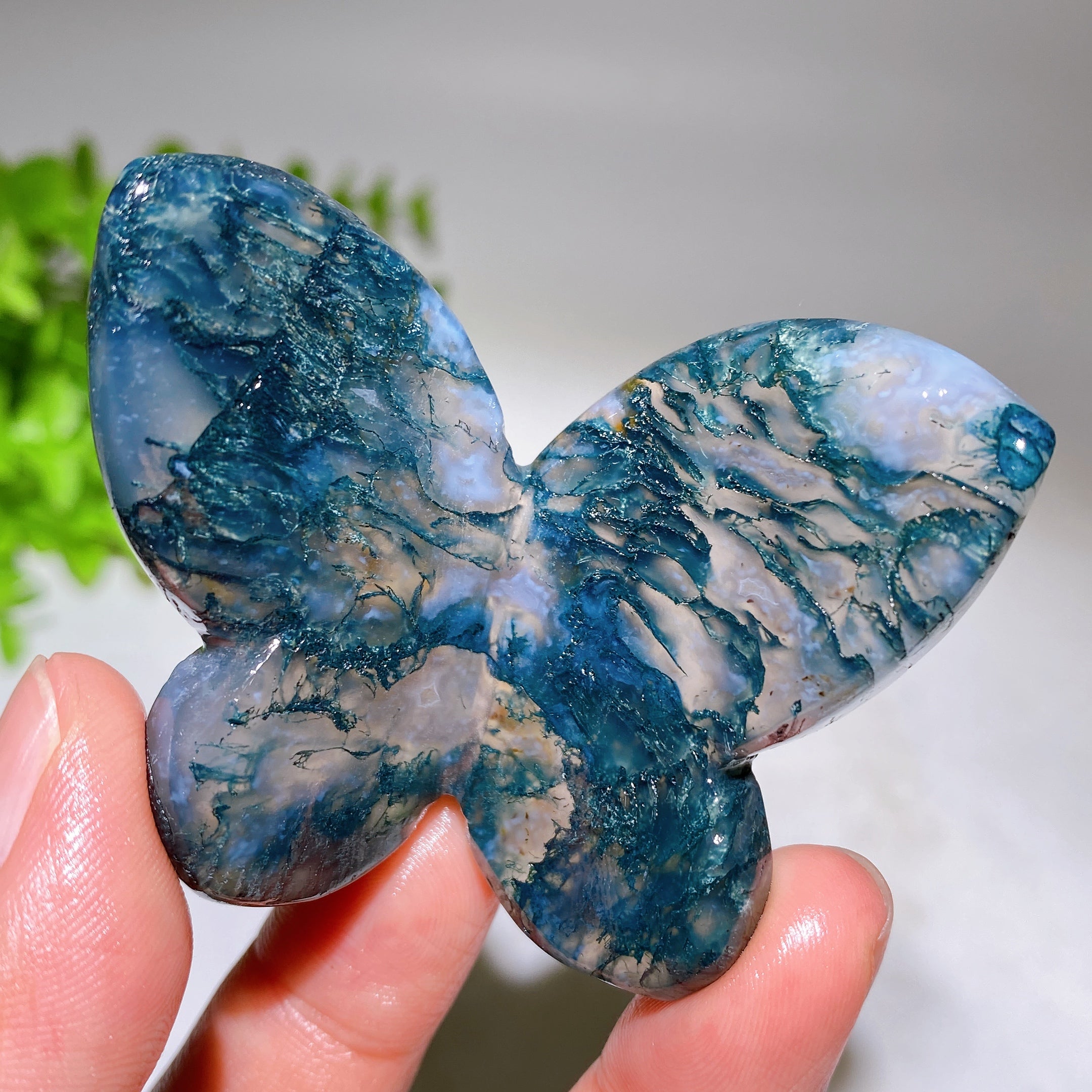 2.3-2.5" Hand Carved Crystal Butterfly Animal Figurine