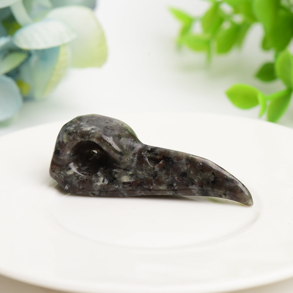 2.3-2.5in Mixed Crystal Raven Skull Carving Figurine