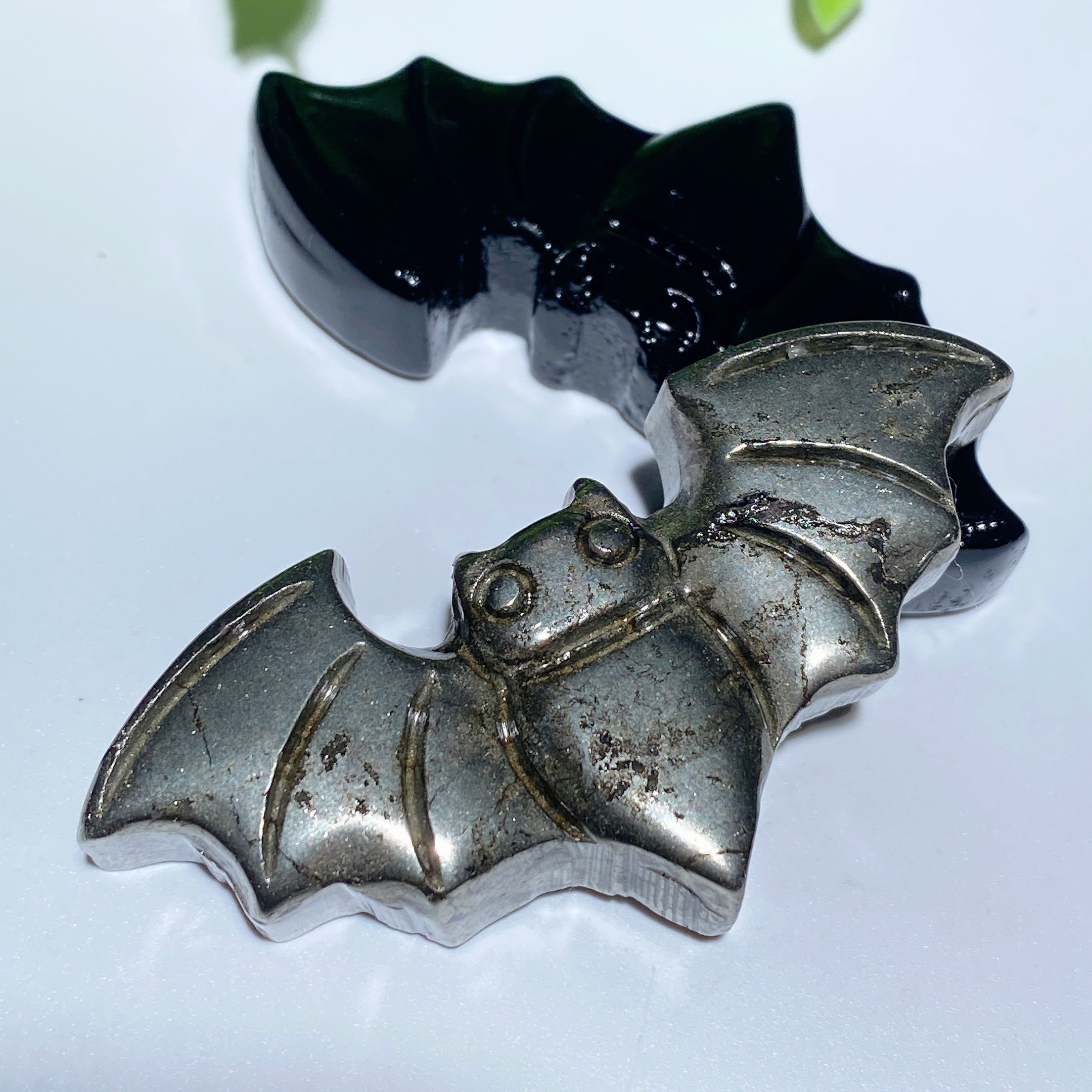 2.3 inch Mixed Crystal Bat Animal Carvings for Healing