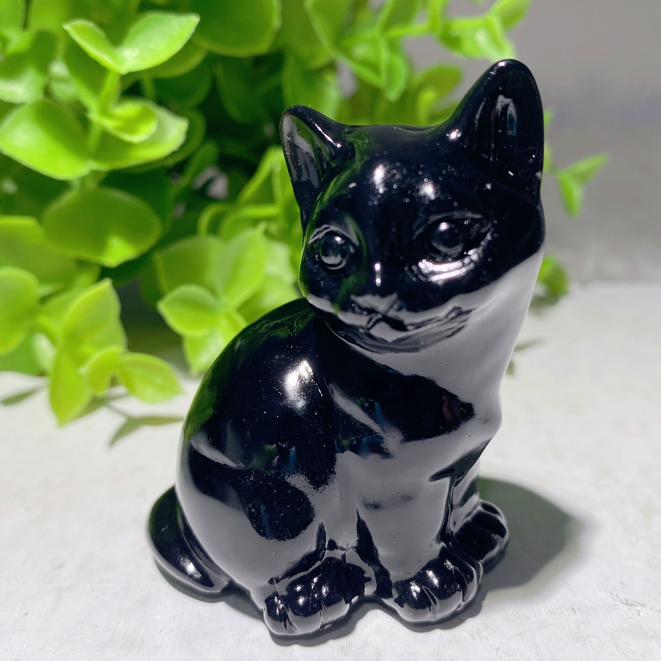 2.3-inch Mixed Crystal Cat Carvings for Healing & Decor