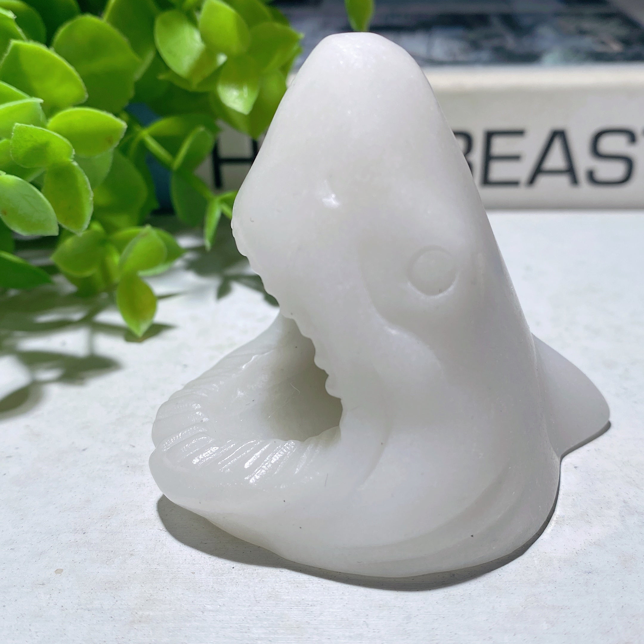 2.3 inch Mixed Crystal Shark's Head Carving Figurine