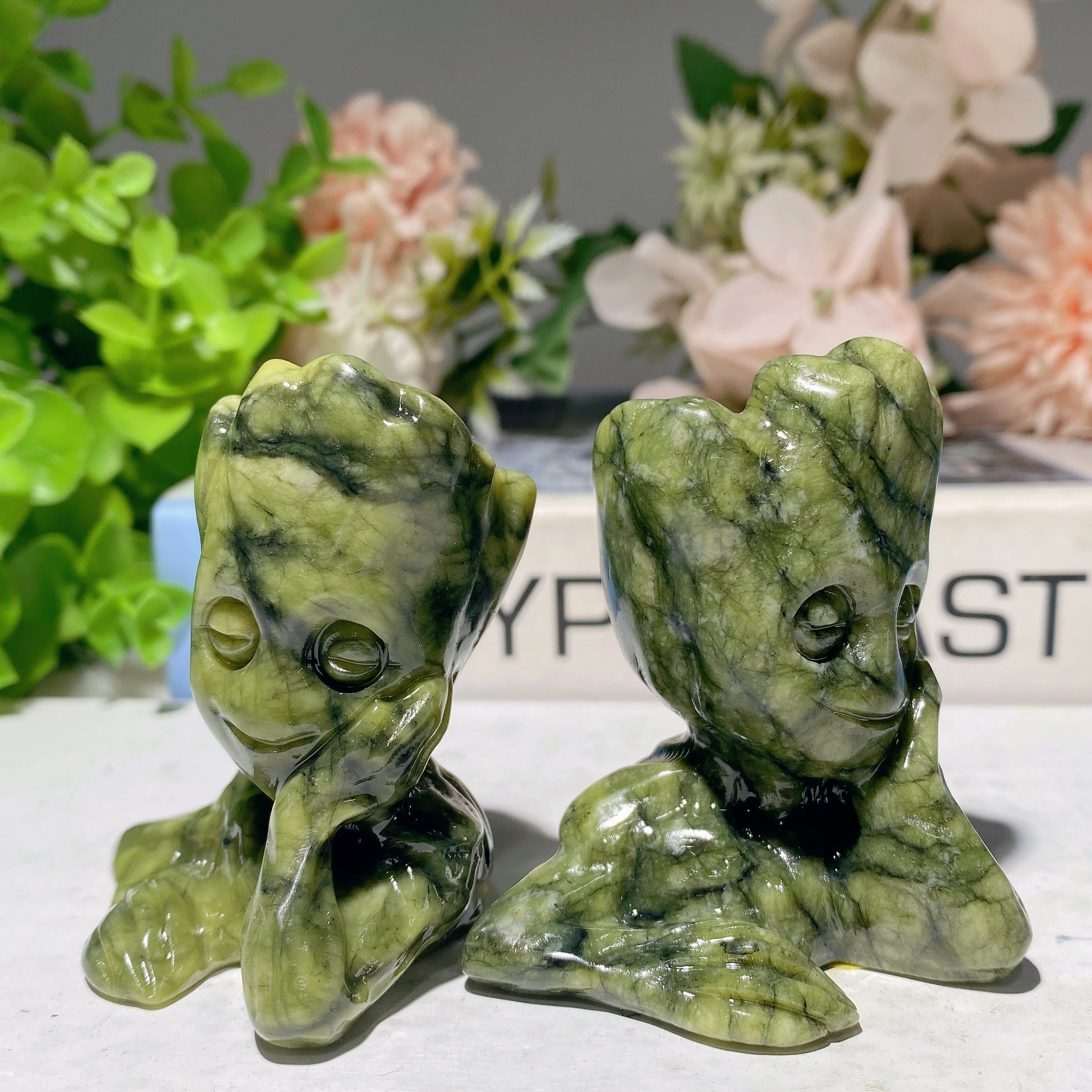 2.3 Inch Serpentine Crystal Figurine Carving for Healing