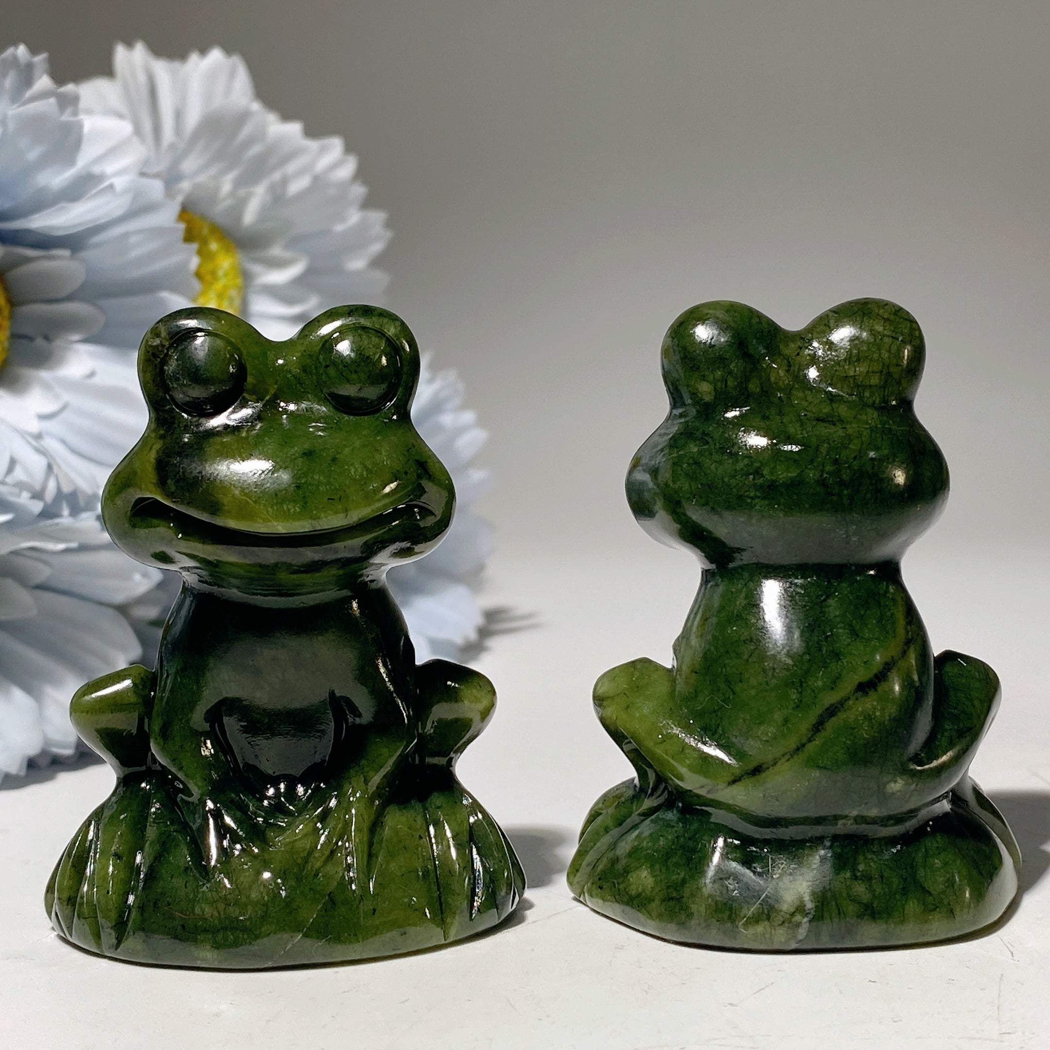 2.4 inch Serpentine Crystal Frog Carving for Healing & Prosperity