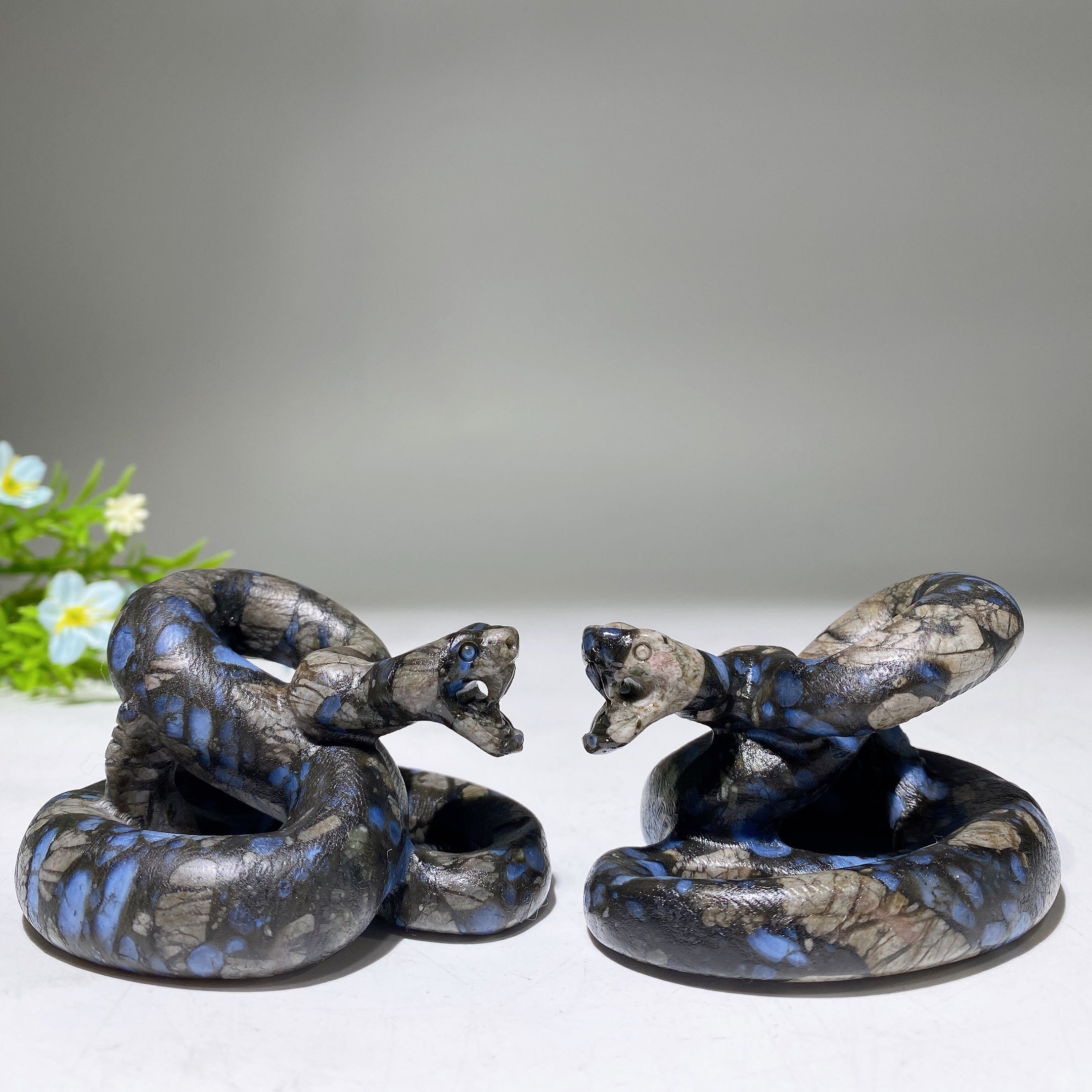 2.5 Inch Blue Que Sera Snake Crystal Animal Carving