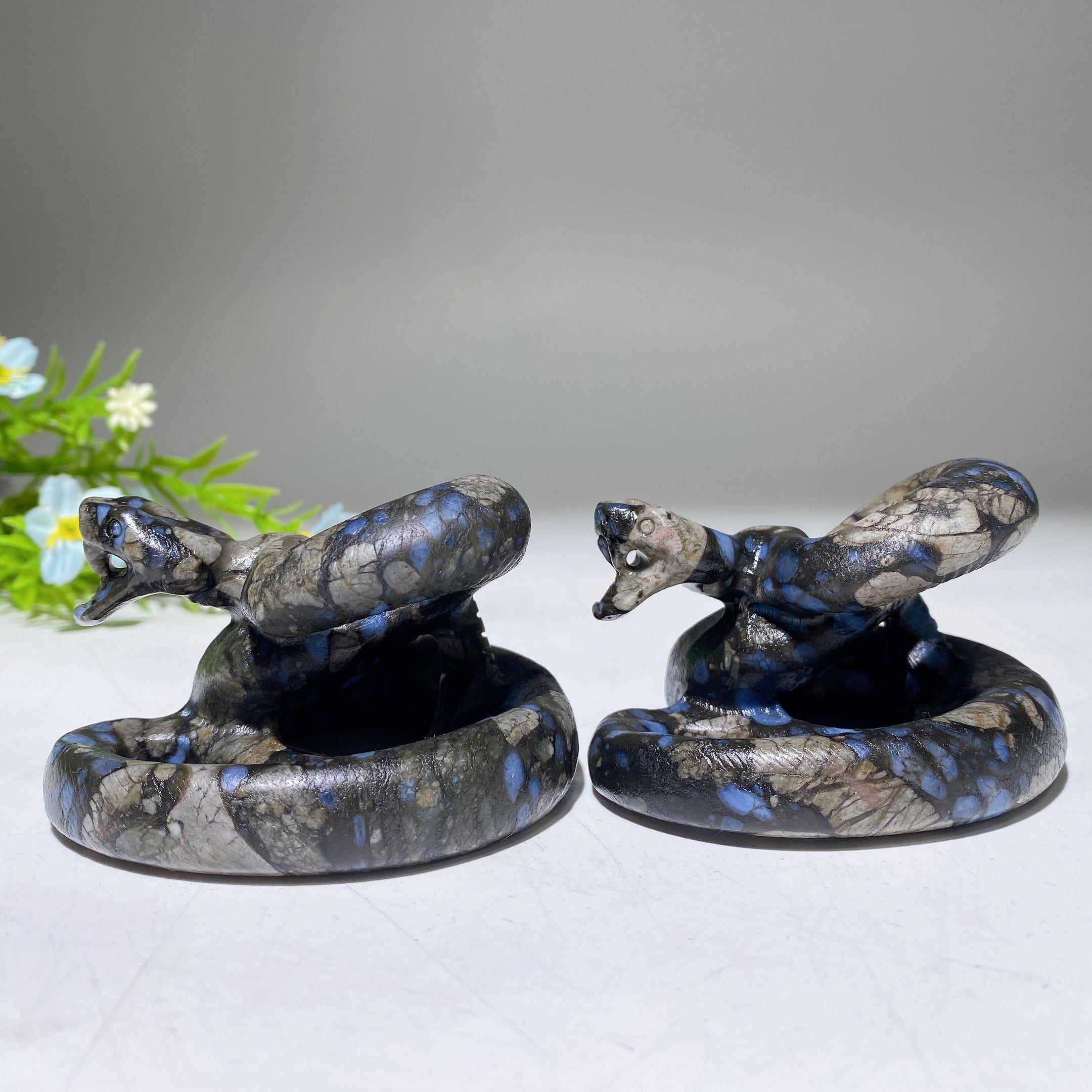 2.5 Inch Blue Que Sera Snake Crystal Animal Carving