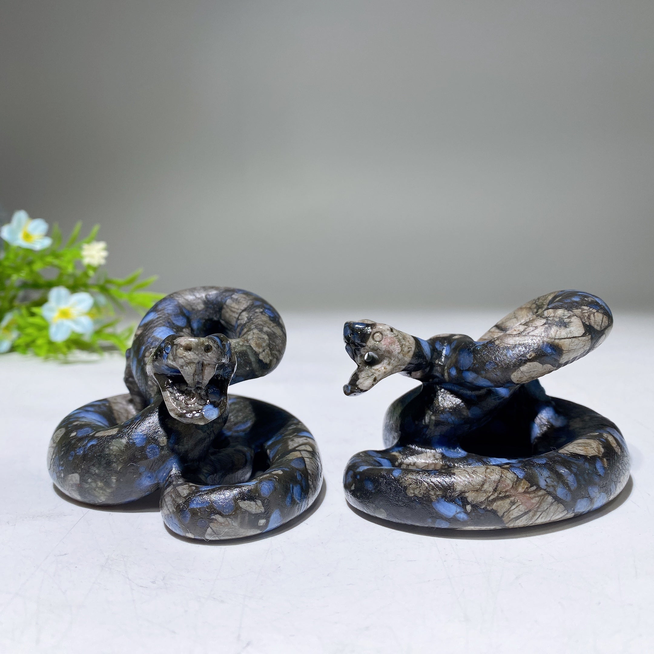 2.5 Inch Blue Que Sera Snake Crystal Animal Carving