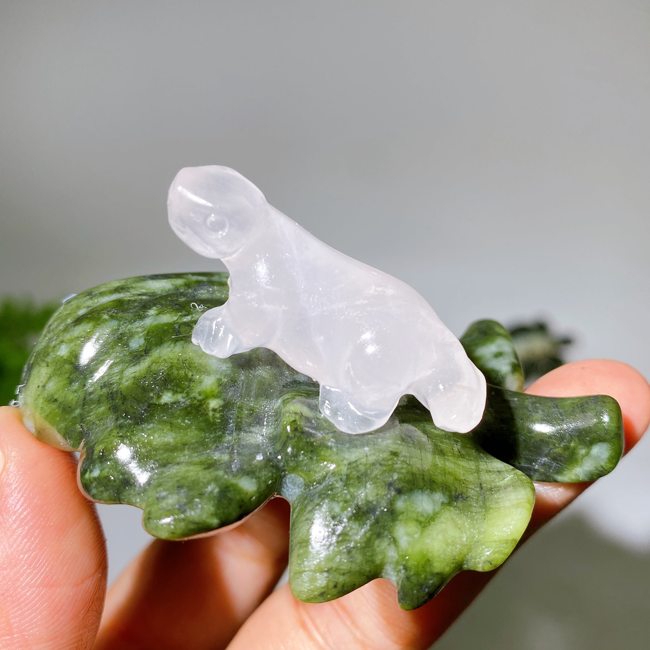2.7" Crystal Dinosaur Figurine on Leaf Carving