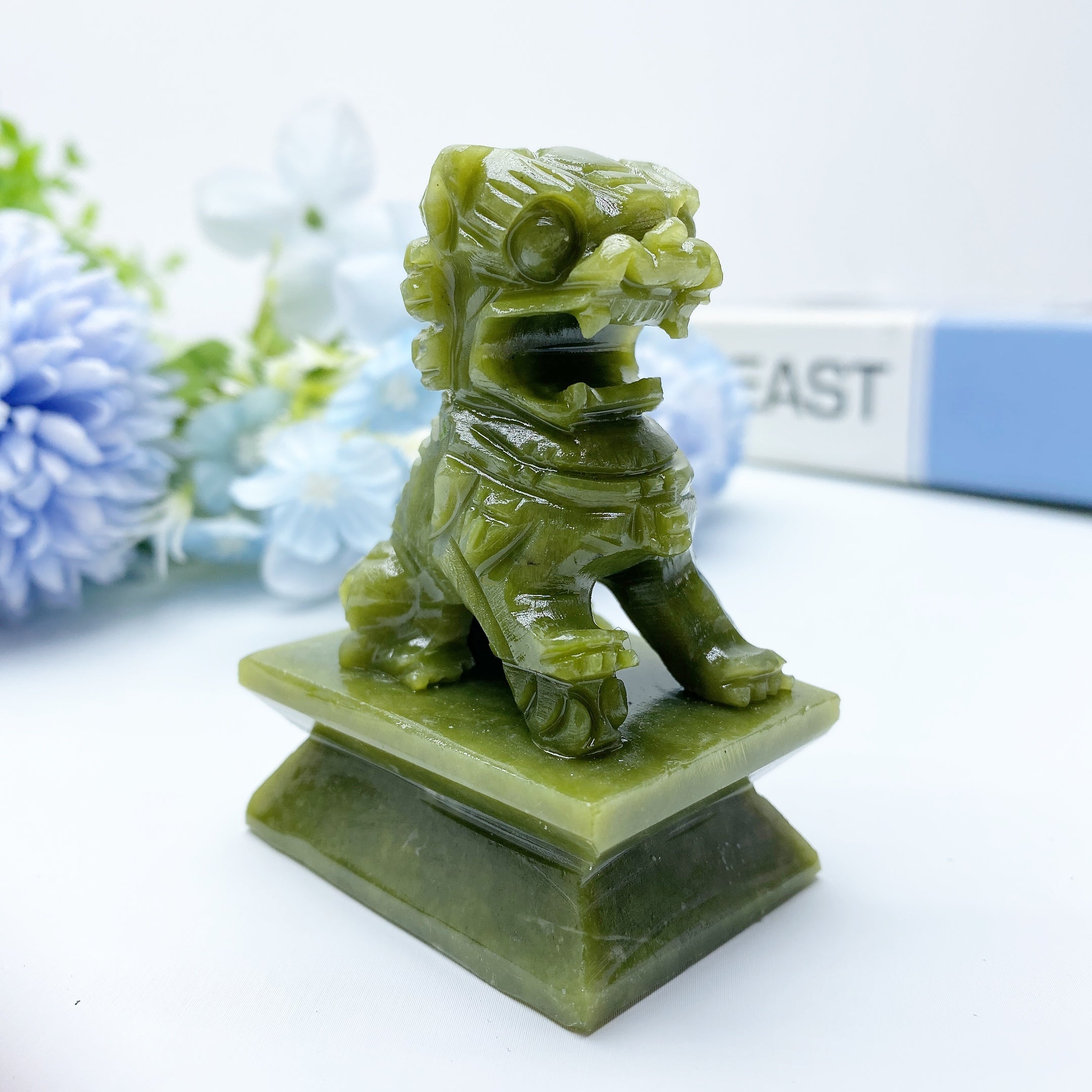 2.8-inch Serpentine Lion Crystal Animal Figurine