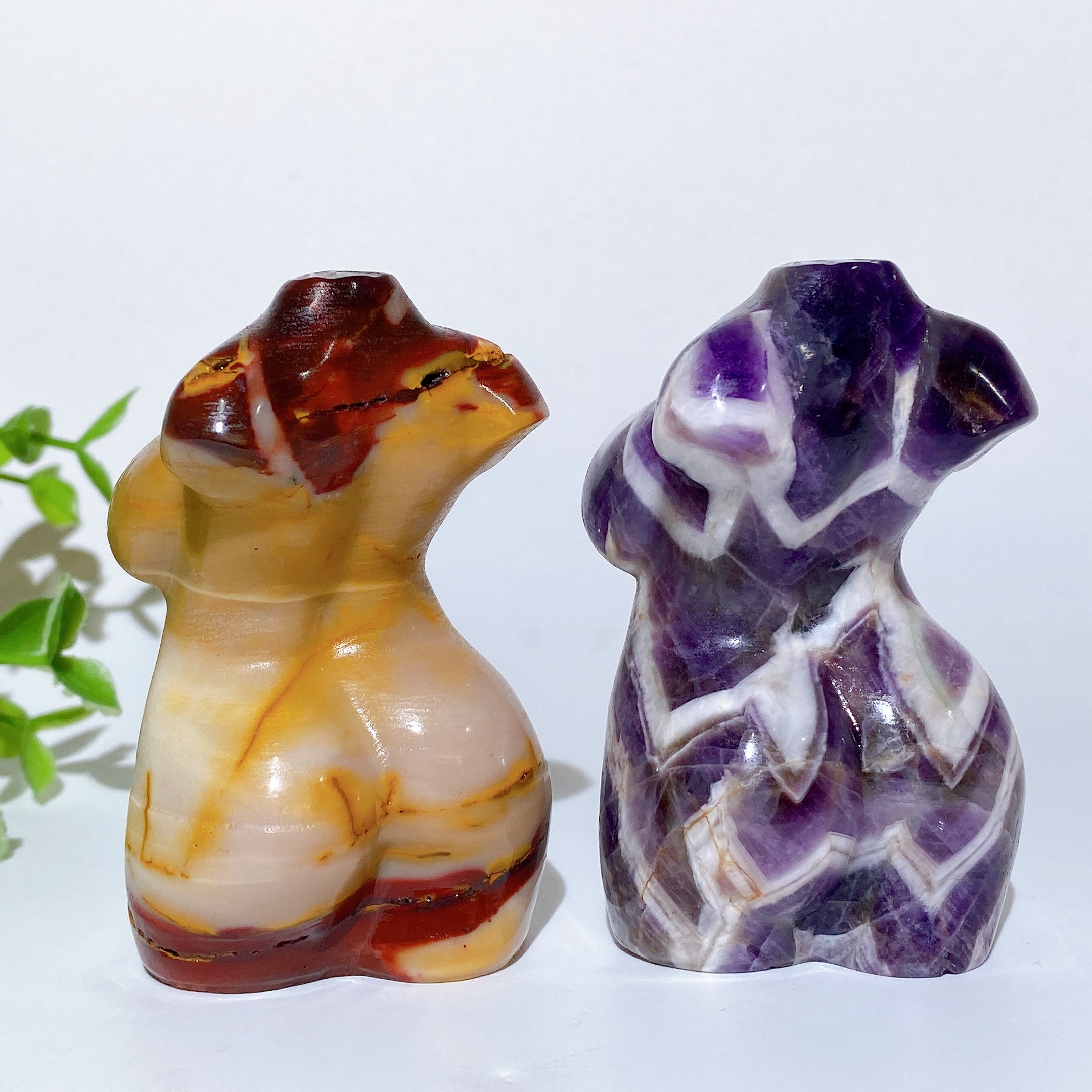2.9 Inch Mookite & Dream Amethyst Crystal Model Carvings