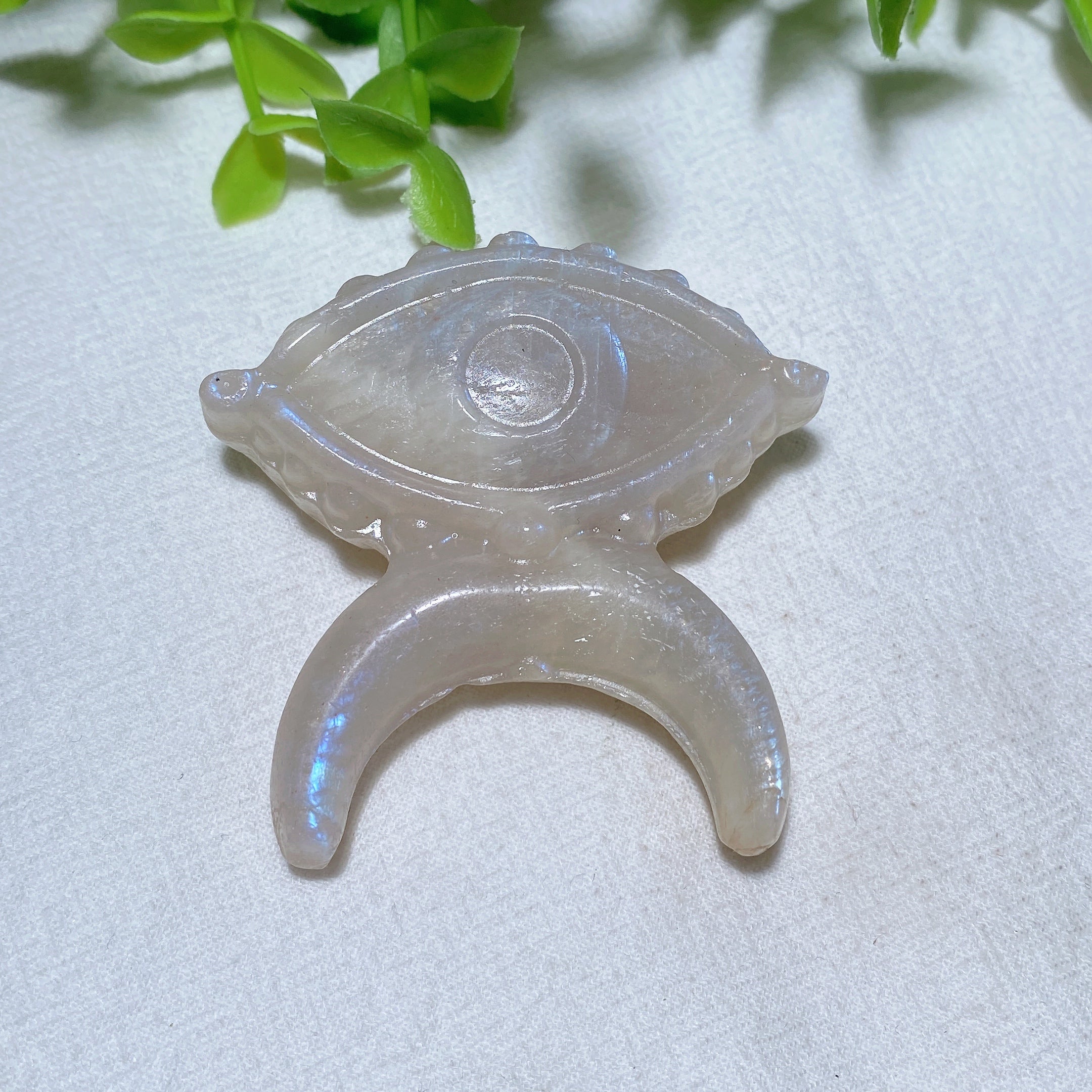2-Inch Evil Eye Crystal Carving for Healing