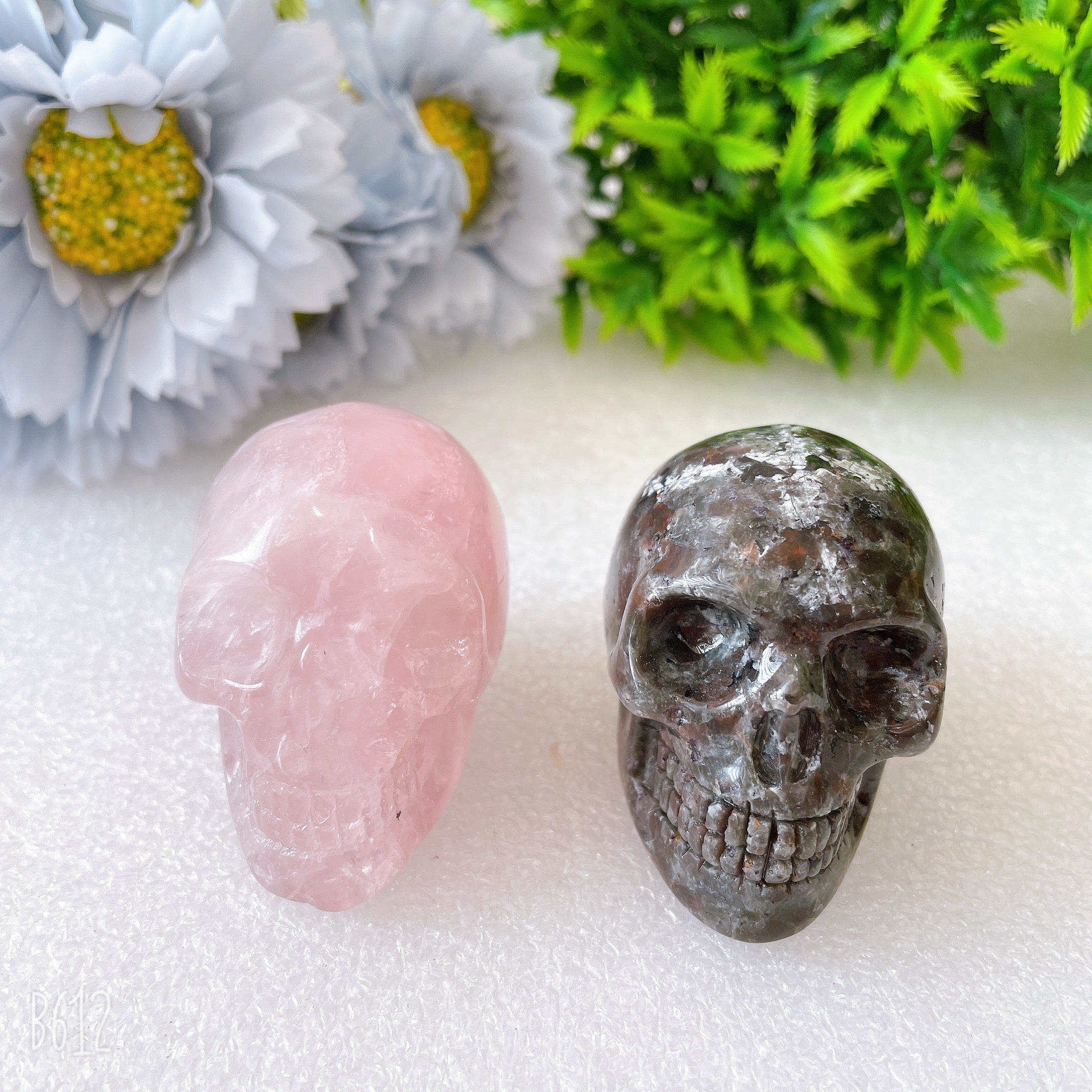 2-Inch Rose Quartz Yooperlite Skull Crystal Figurines