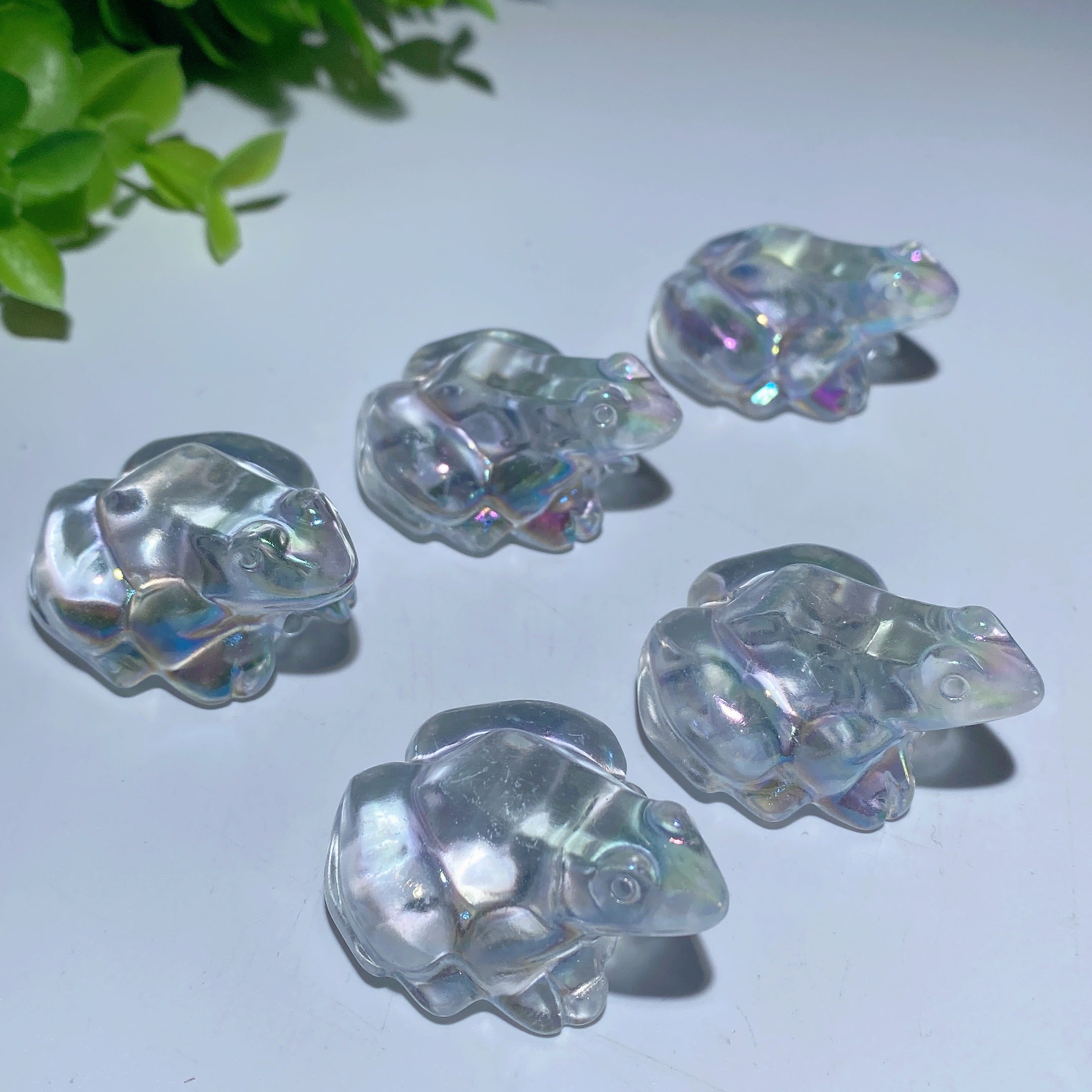 2-inch White Crystal Frog Carving for Healing Decor