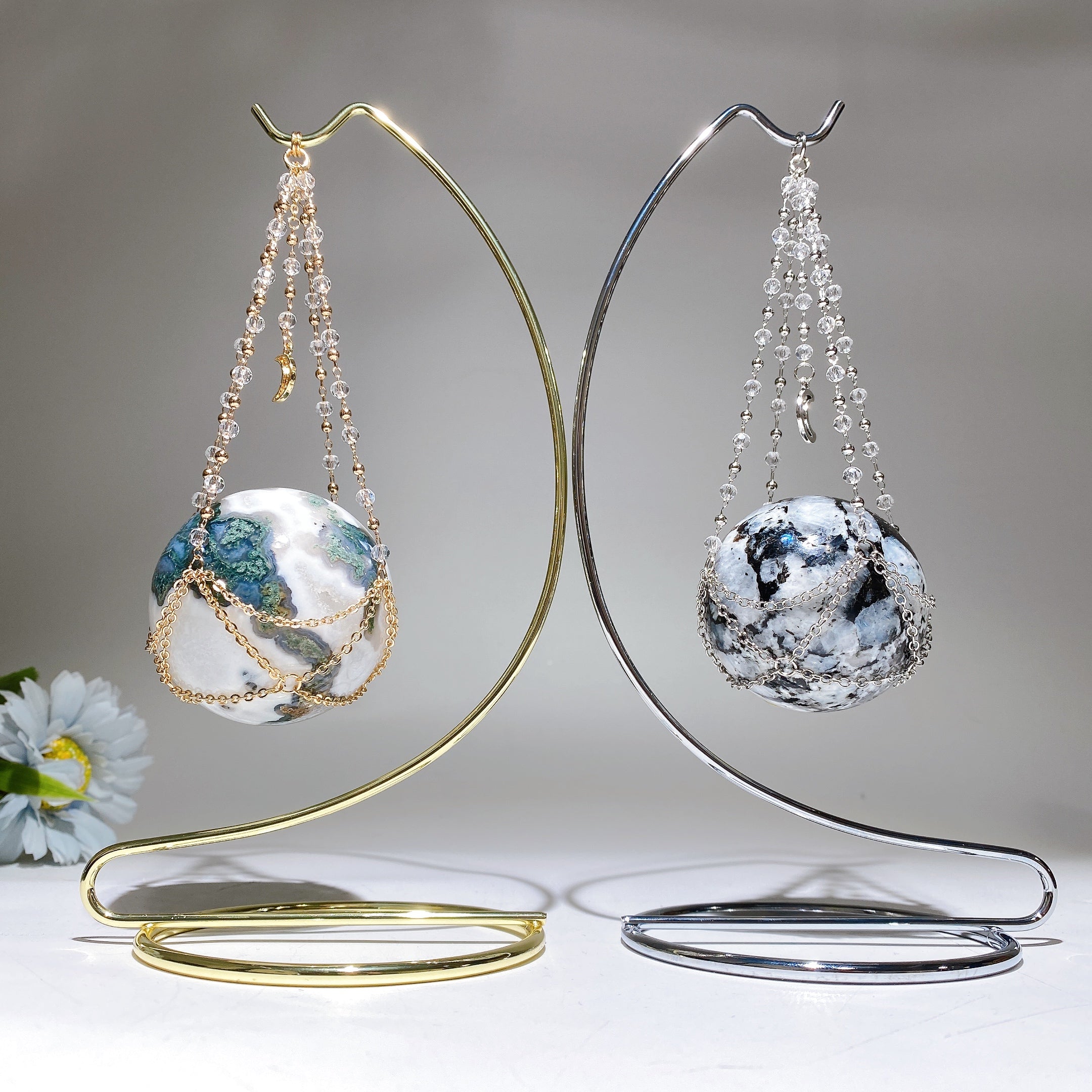 20cm Metal Hanging Stand for Crystal Sphere Display Elegant