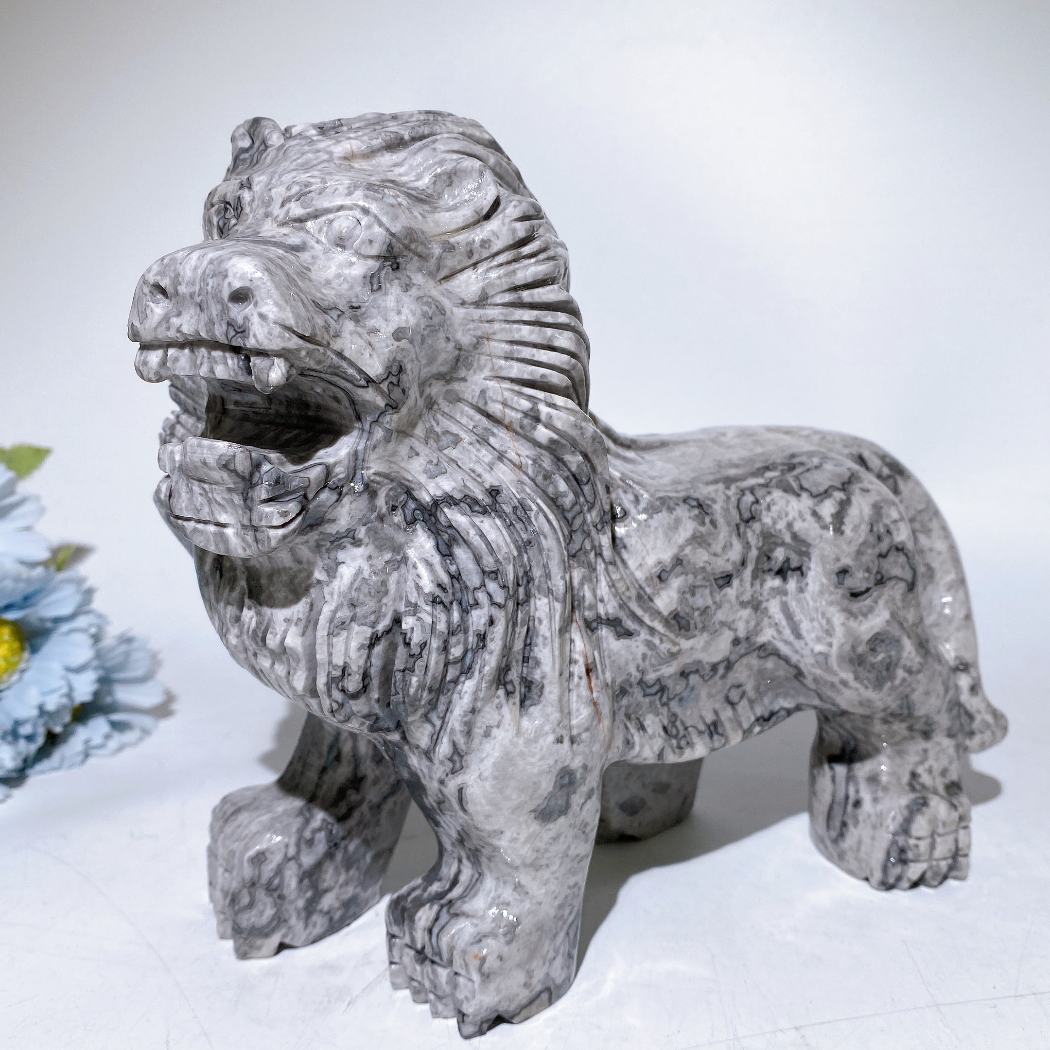 20cm Serpentine Crystal Lion Carving for Healing