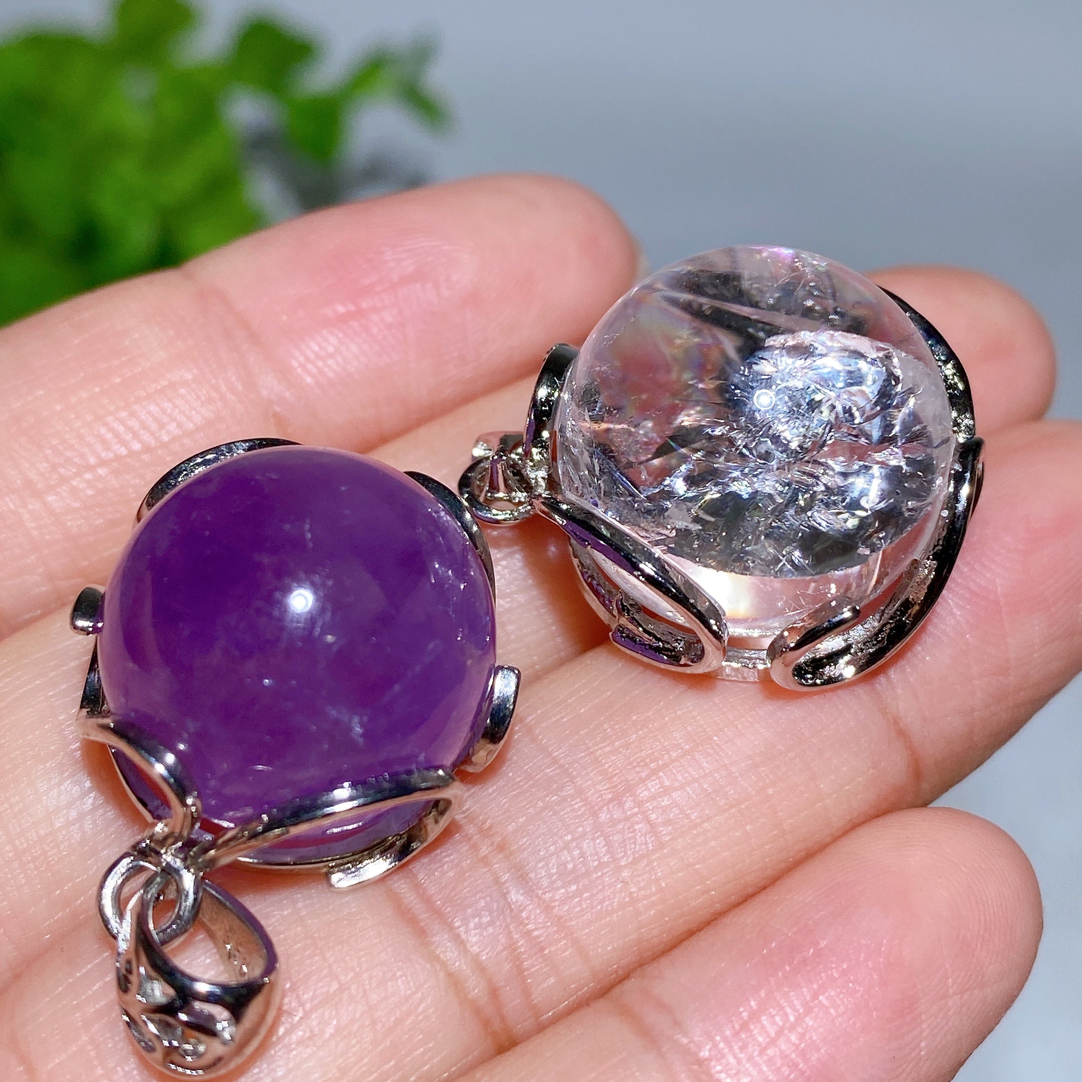 20mm Amethyst Pendant for Spiritual Healing & Meditation