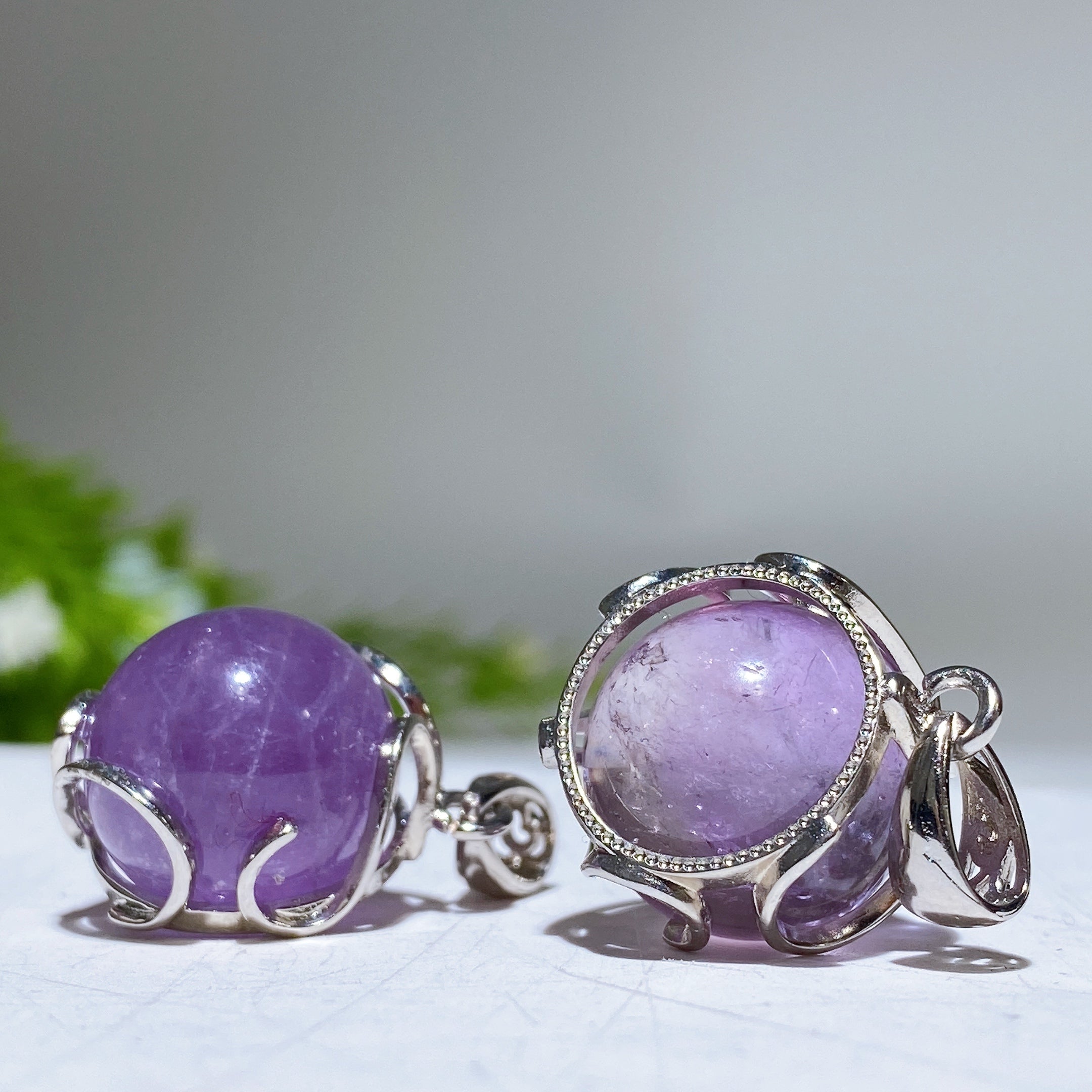 20mm Amethyst Pendant for Spiritual Healing & Meditation