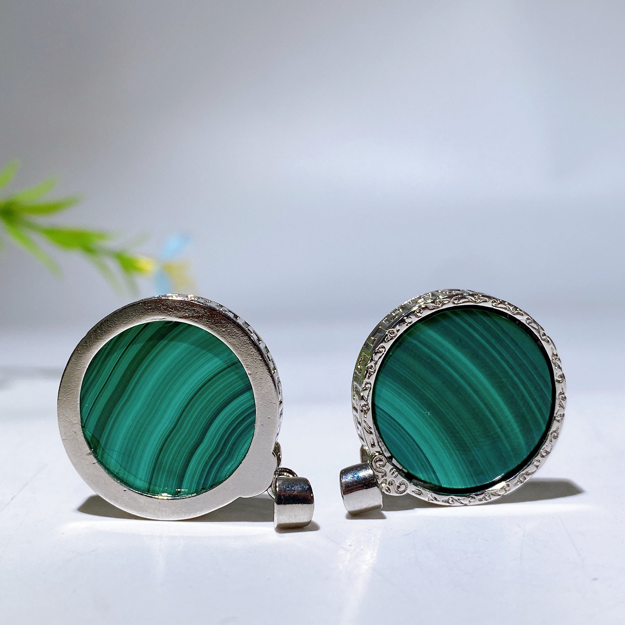 20mm Green Malachite Round Pendant for Healing Energy