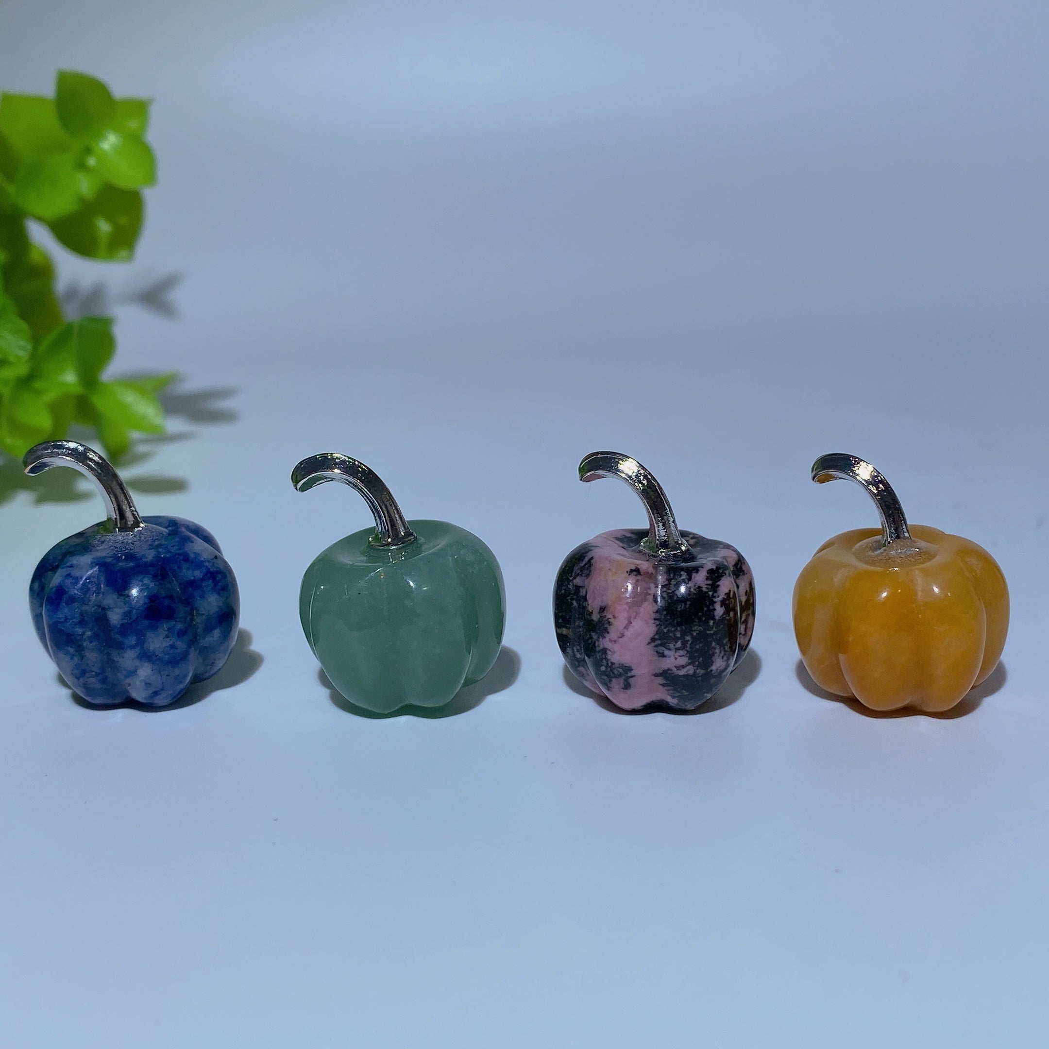 20mm Mixed Crystal Figurines Pumpkins for Healing and Decor
