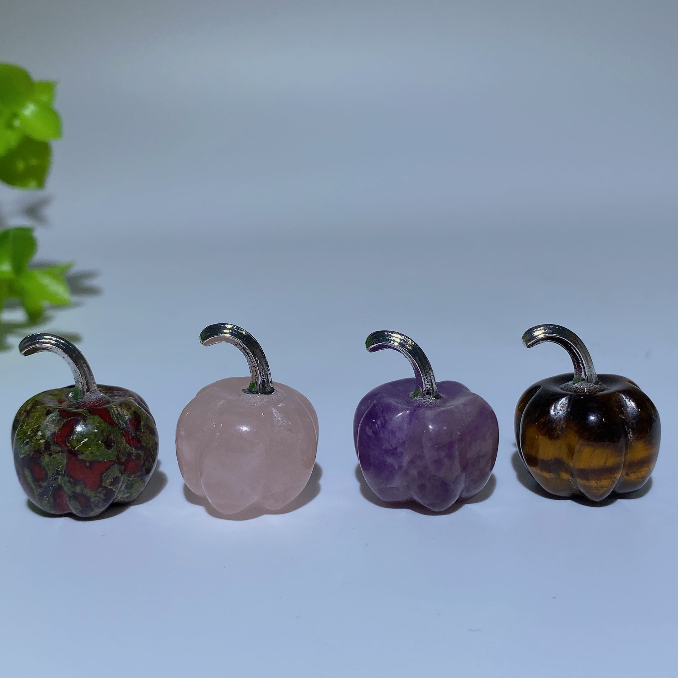 20mm Mixed Crystal Figurines Pumpkins for Healing and Decor