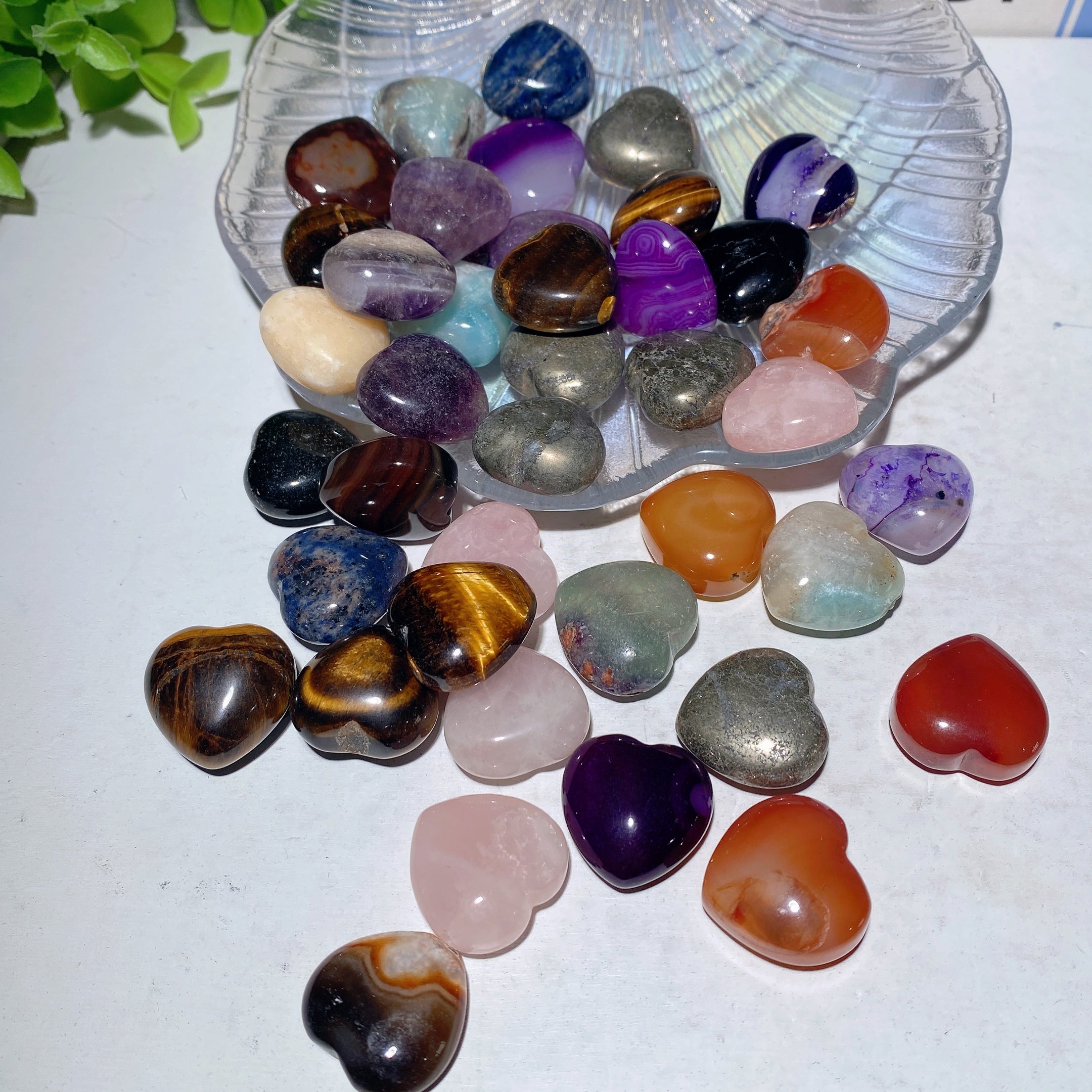 20mm Mixed Crystal Heart Carvings for Healing & Love