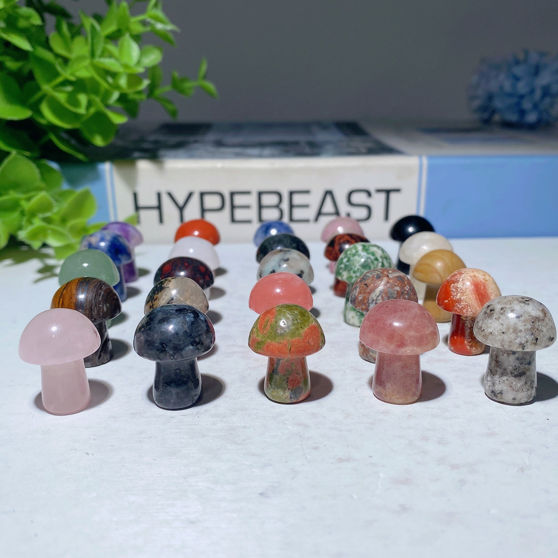 20mm Mixed Crystal Mushrooms Mini Carvings for Healing