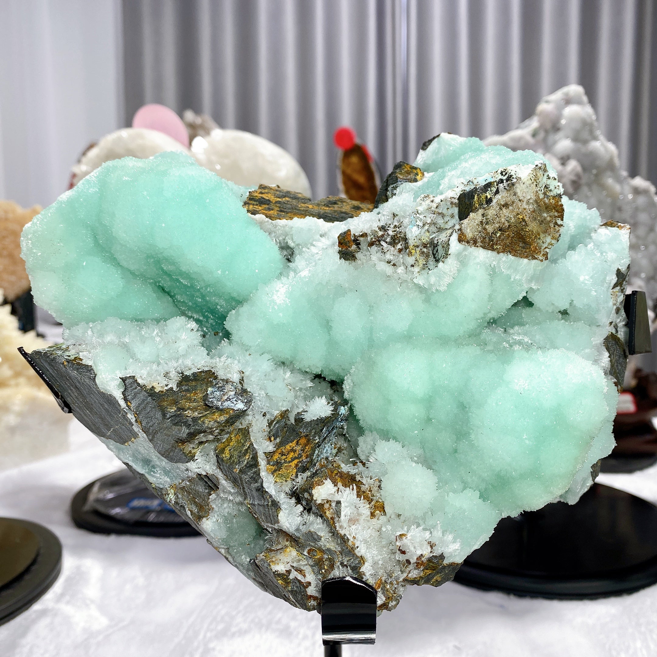 24cm Hemimorphite Heart Shape Crystal Specimen for Healing