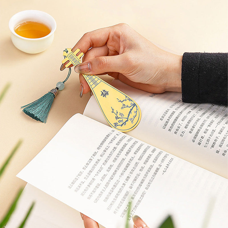 Gold Guzheng Metal Bookmark | Classical Instrument Design