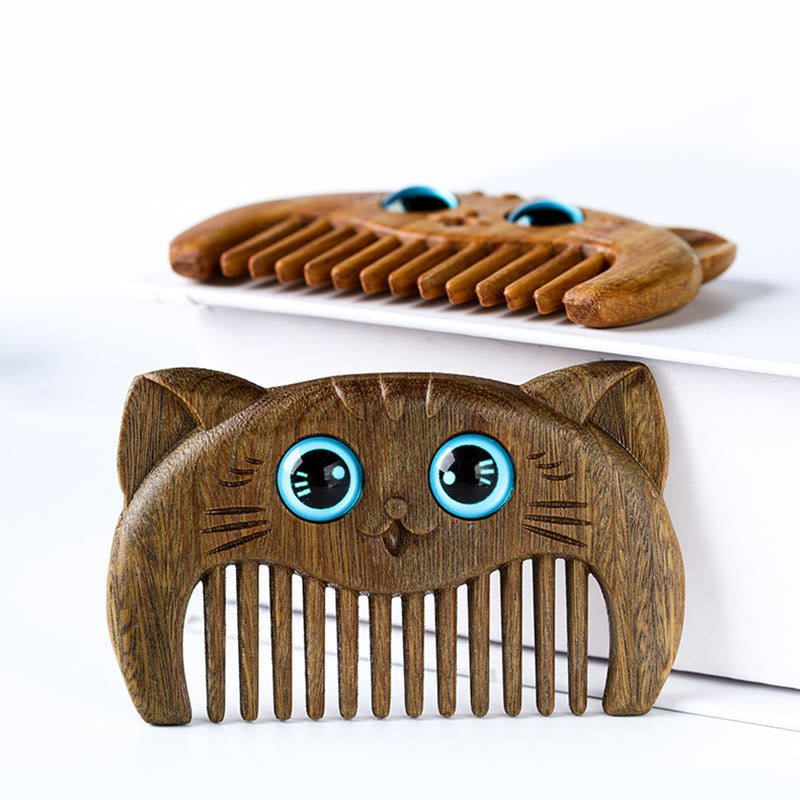 Green Sandalwood Cure Comb with Cat Pattern for Positive Energy
