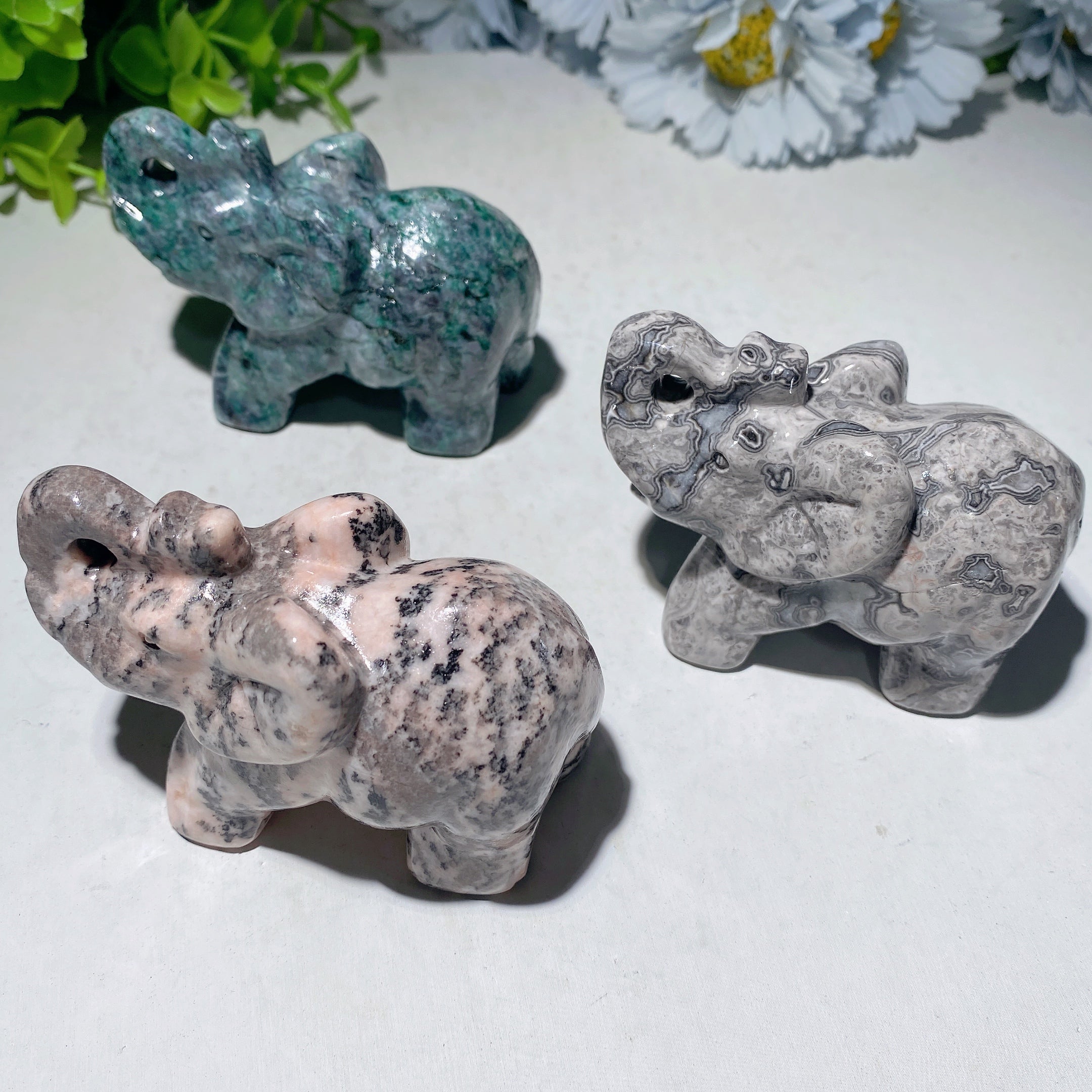 3.1 Inch Mixed Crystal Elephant Carvings for Healing