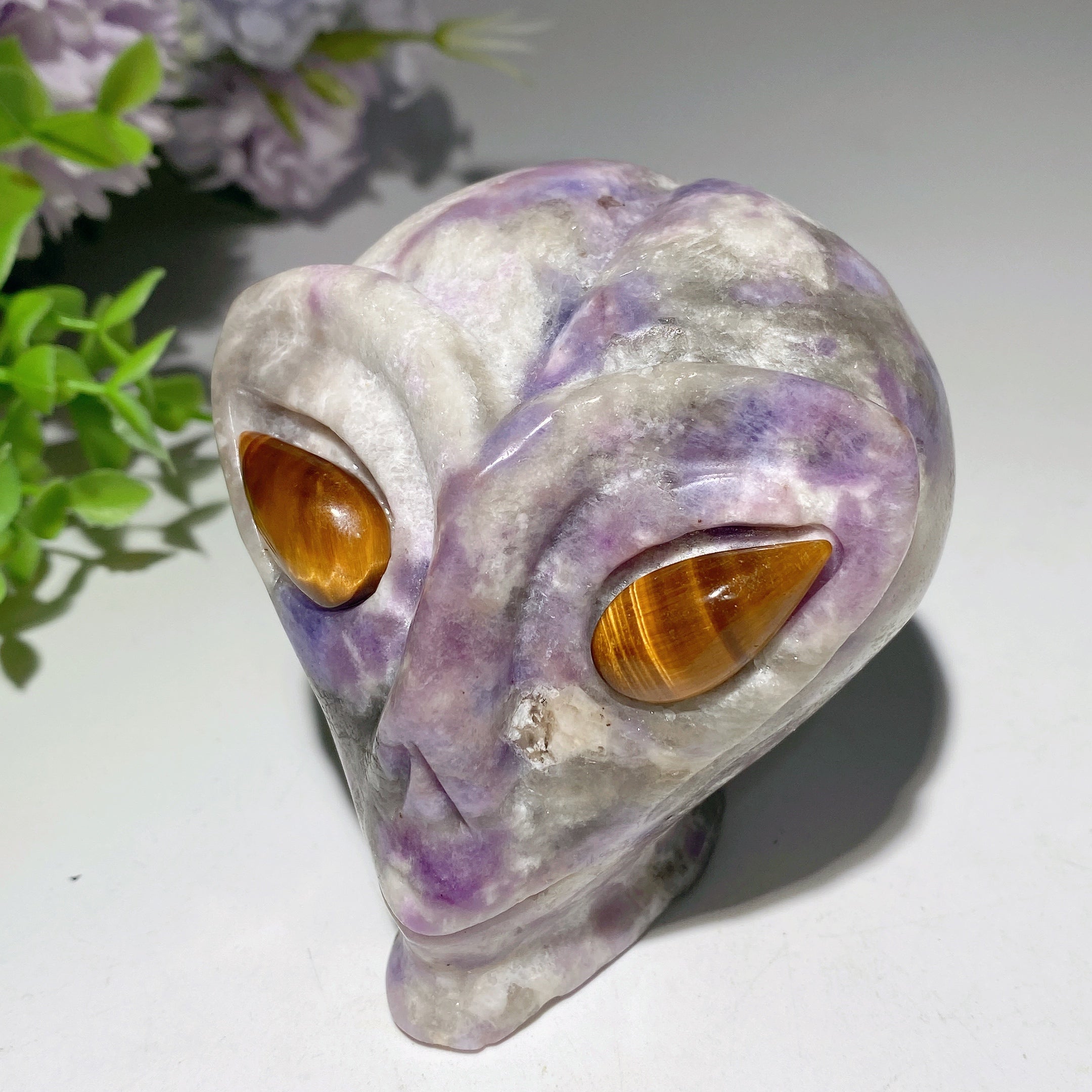 3.1-inch UV Reactive Hackmanite Alien Head Crystal Figurine