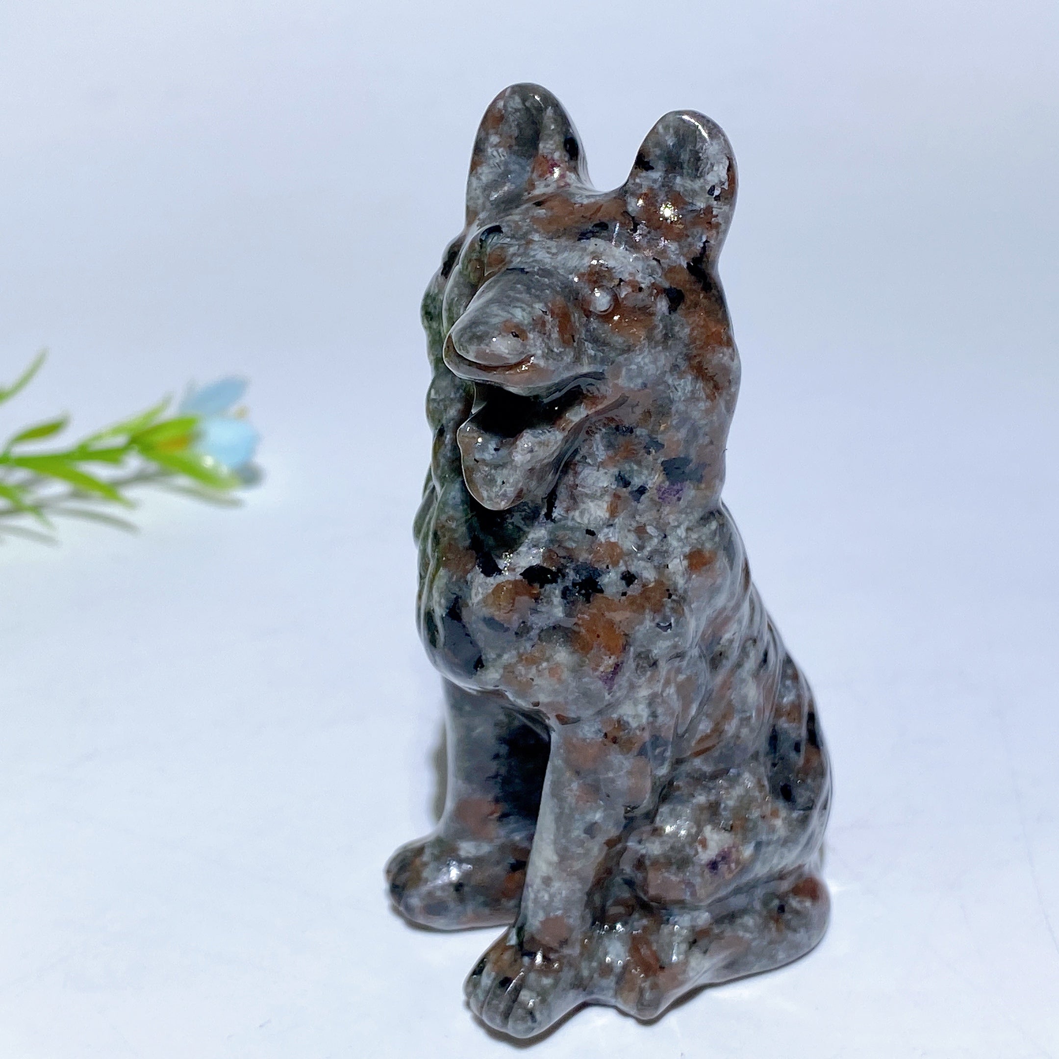 3.1in Mixed Crystal German Shepherd Dog Figurine Carving