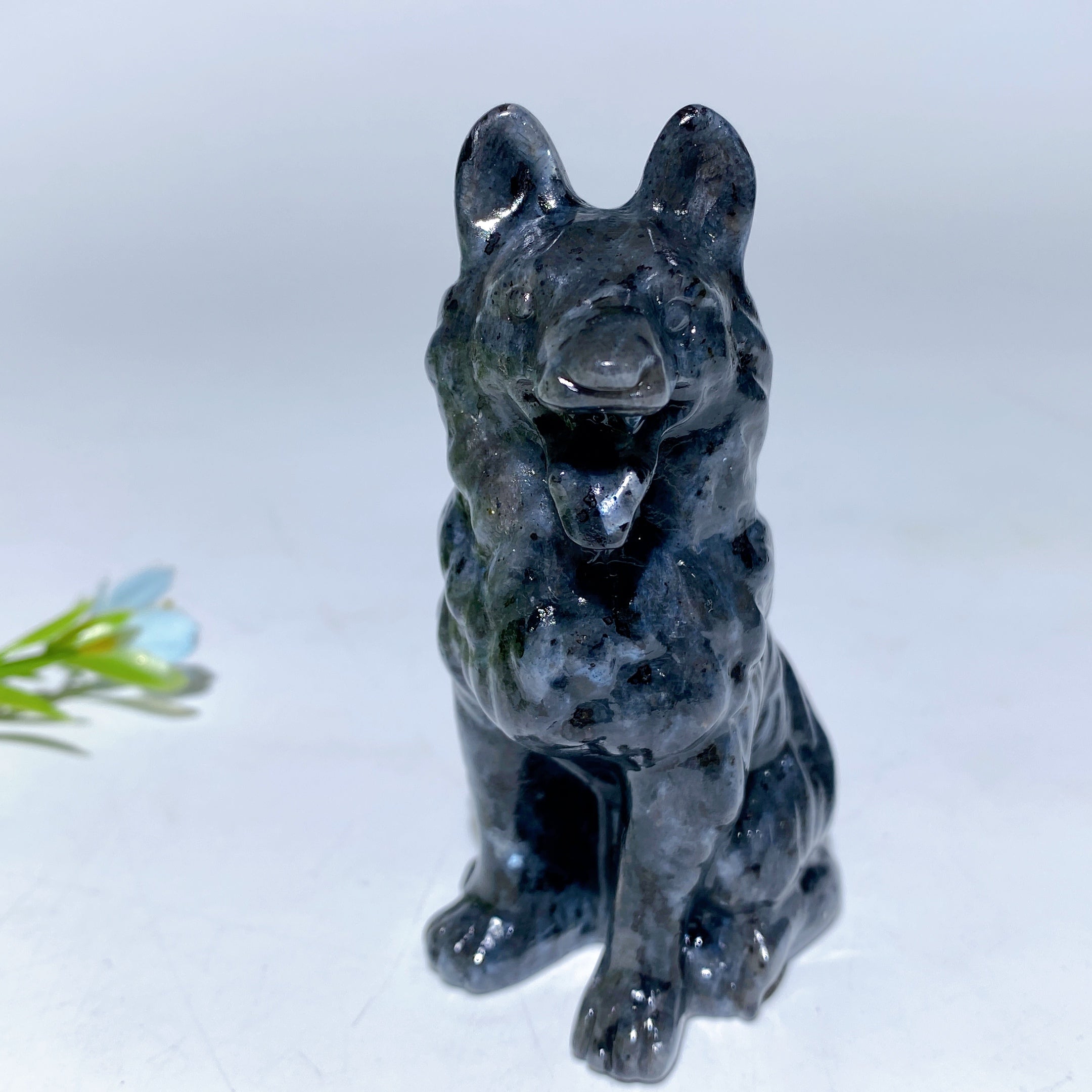 3.1in Mixed Crystal German Shepherd Dog Figurine Carving