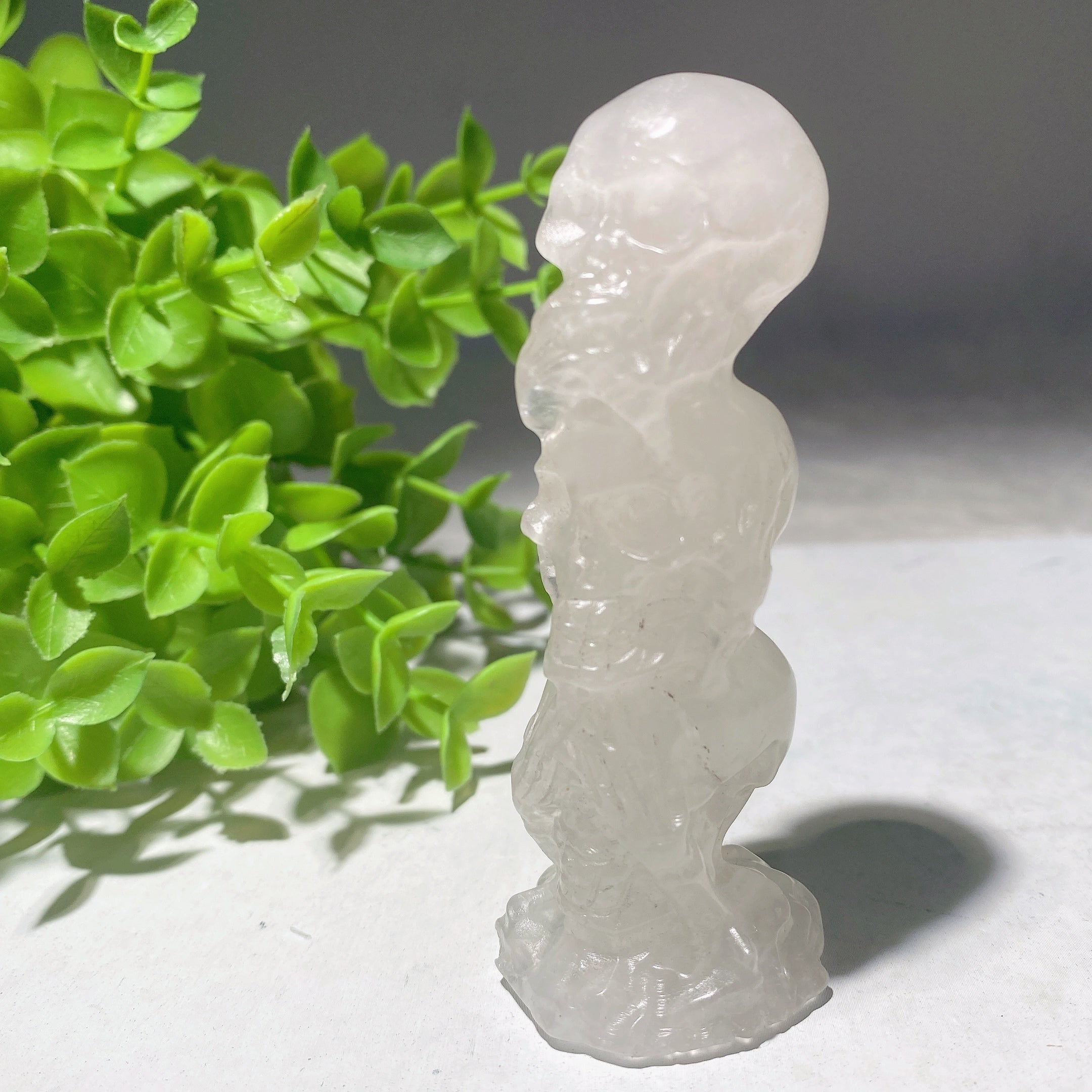 3.35-inch Mixed Crystal No Skulls Carved Figurines