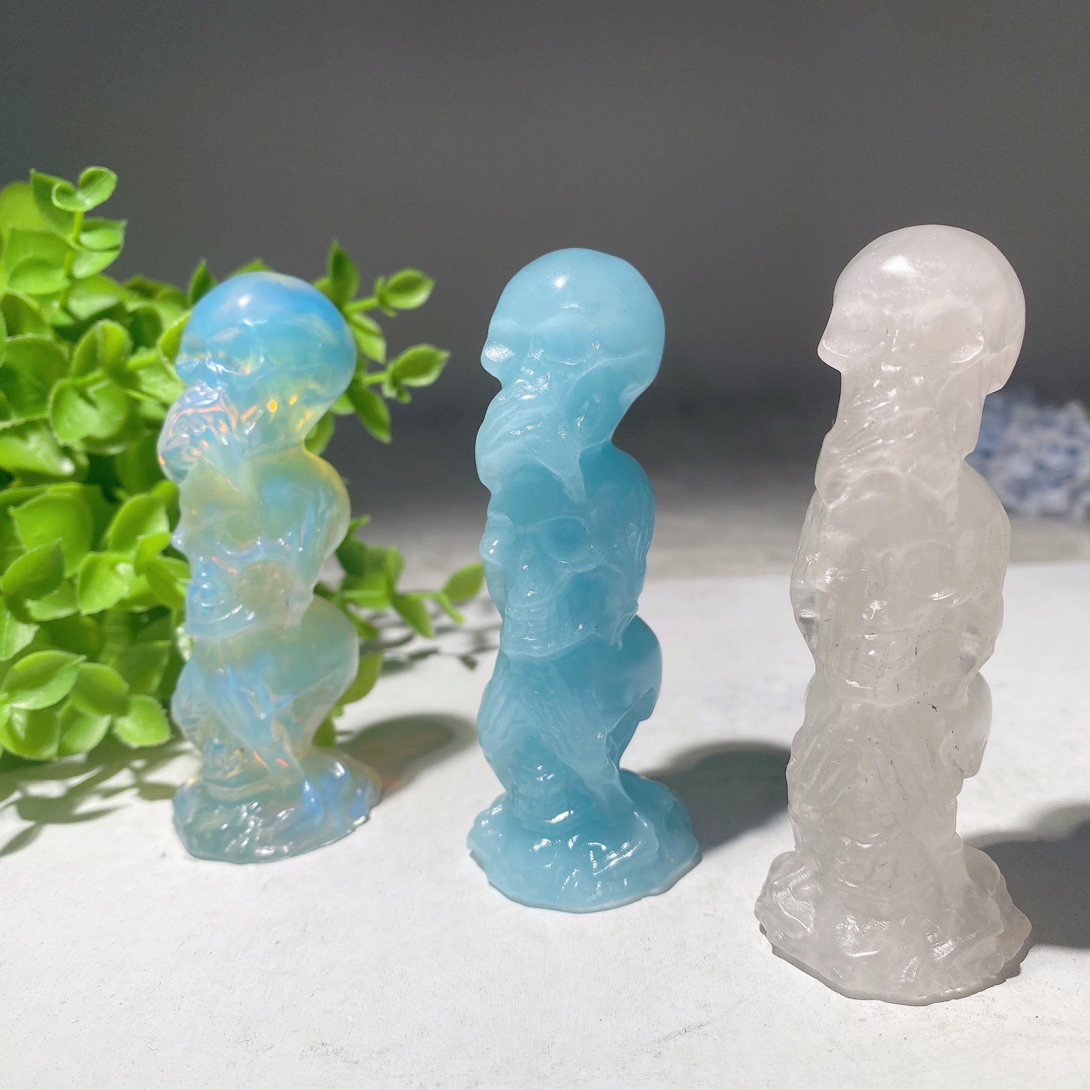 3.35-inch Mixed Crystal No Skulls Carved Figurines