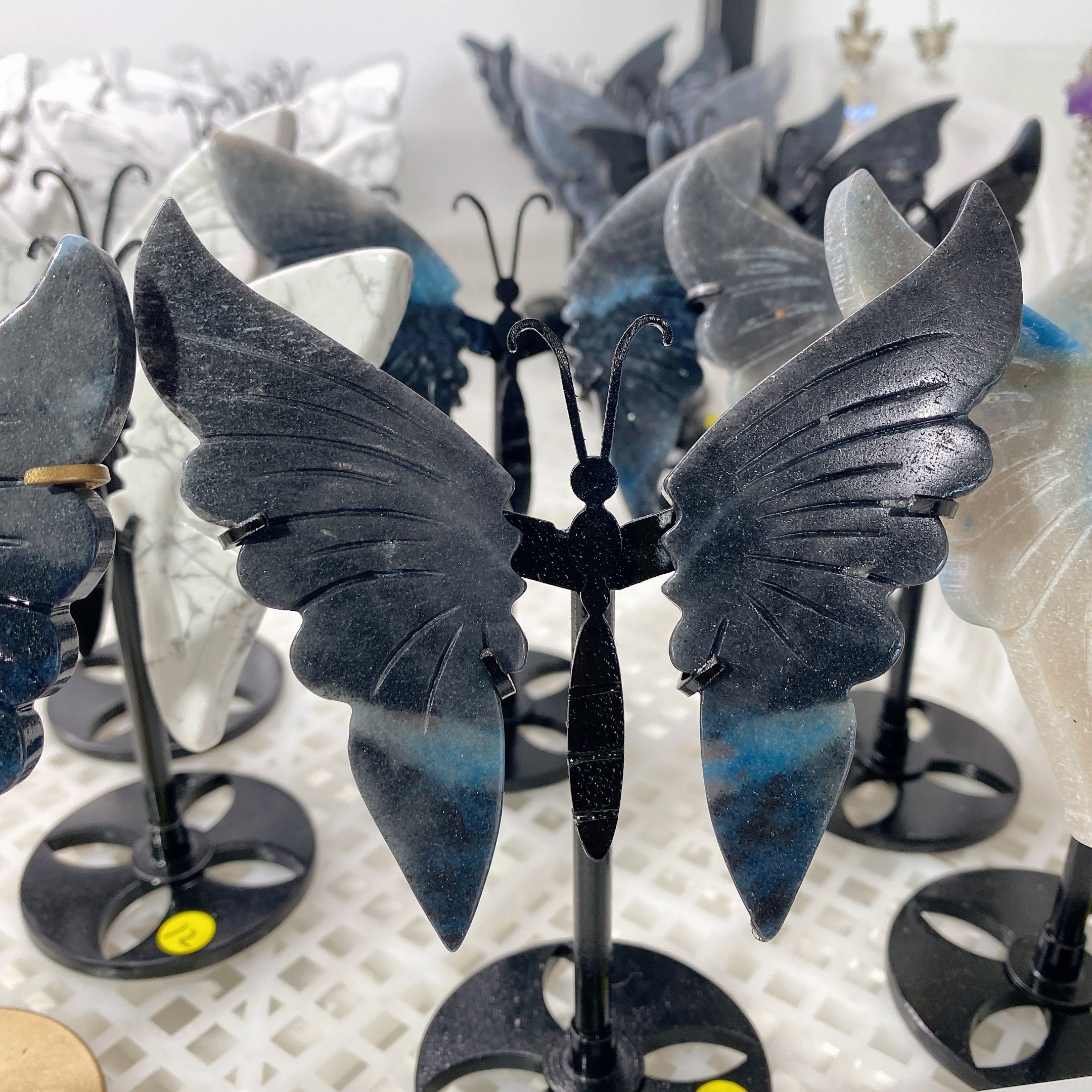 3.5-inch Mixed Crystal Butterfly Wings Carving with Stand