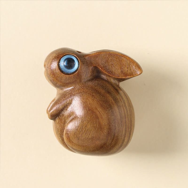 3.6cm Small Leaf Red and Green Sandalwood Lucky Rabbit Zen Decor
