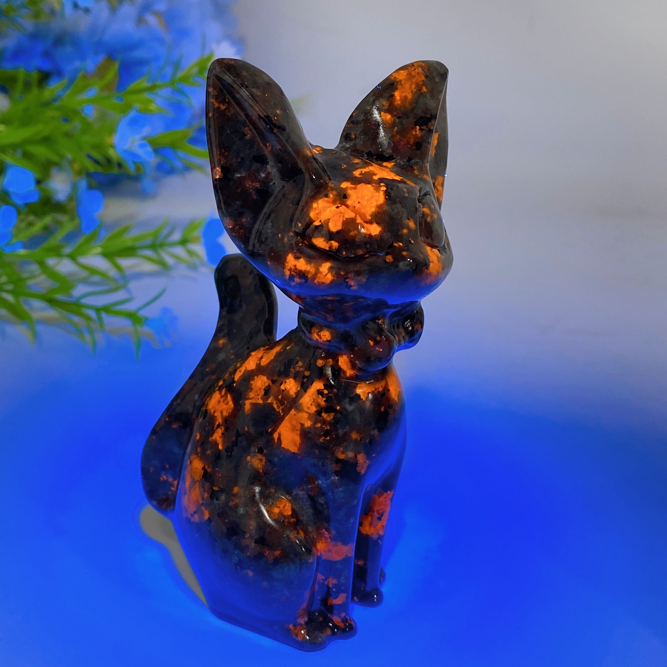 3.9 inch Carved Crystal Cat Figurine for Healing