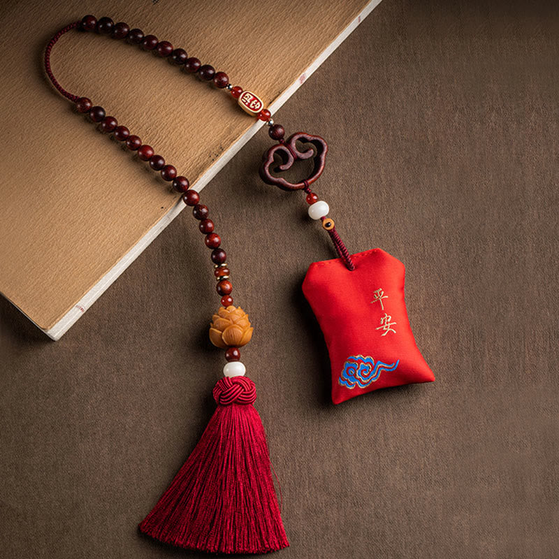 Tibetan Red Sandalwood Lotus Sachet Car Hanging Decoration