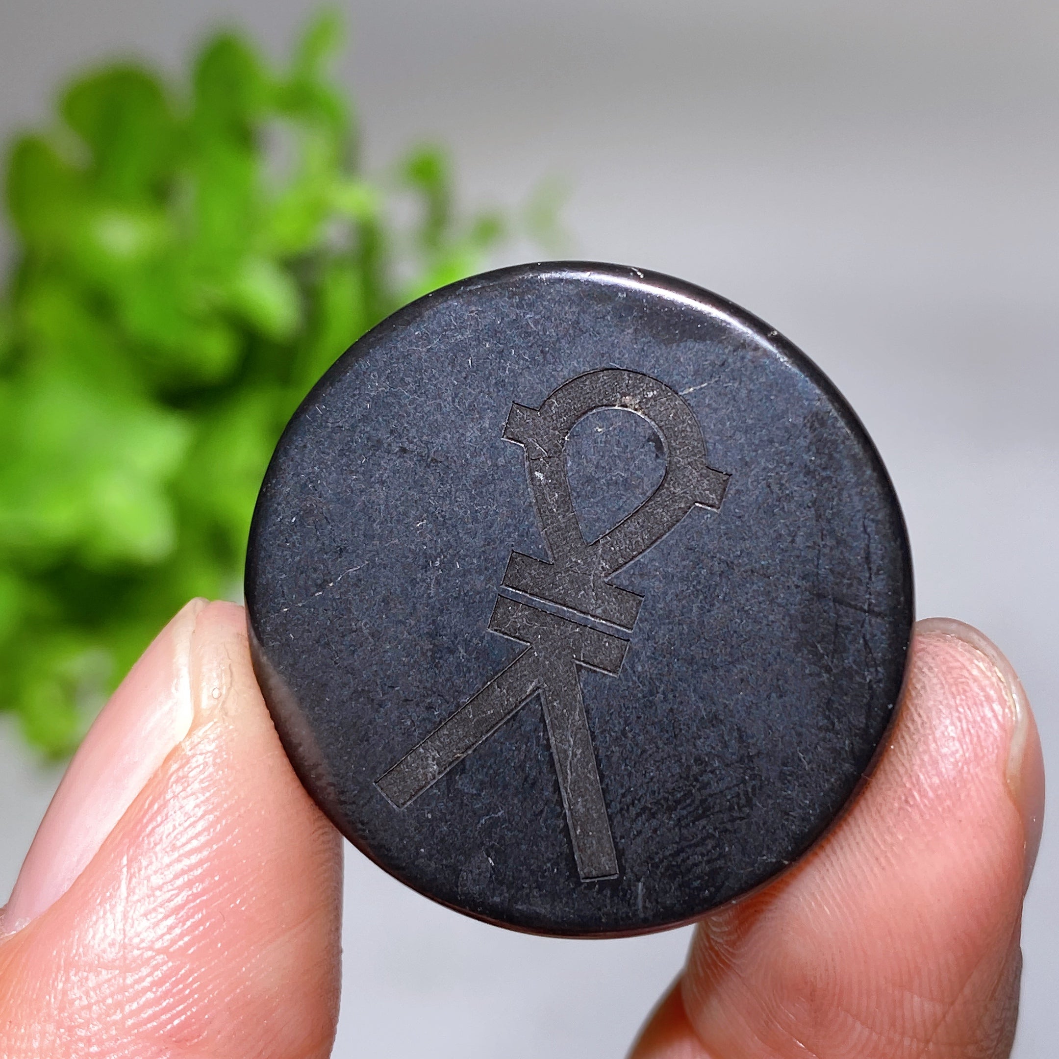30mm Schungite Healing Crystal Round Slab