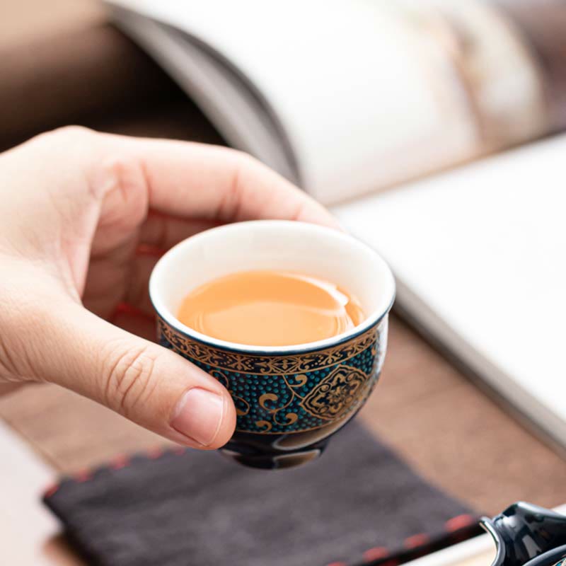 Ceramic Chinese Gongfu Teapot Set with Portable Gift Bag