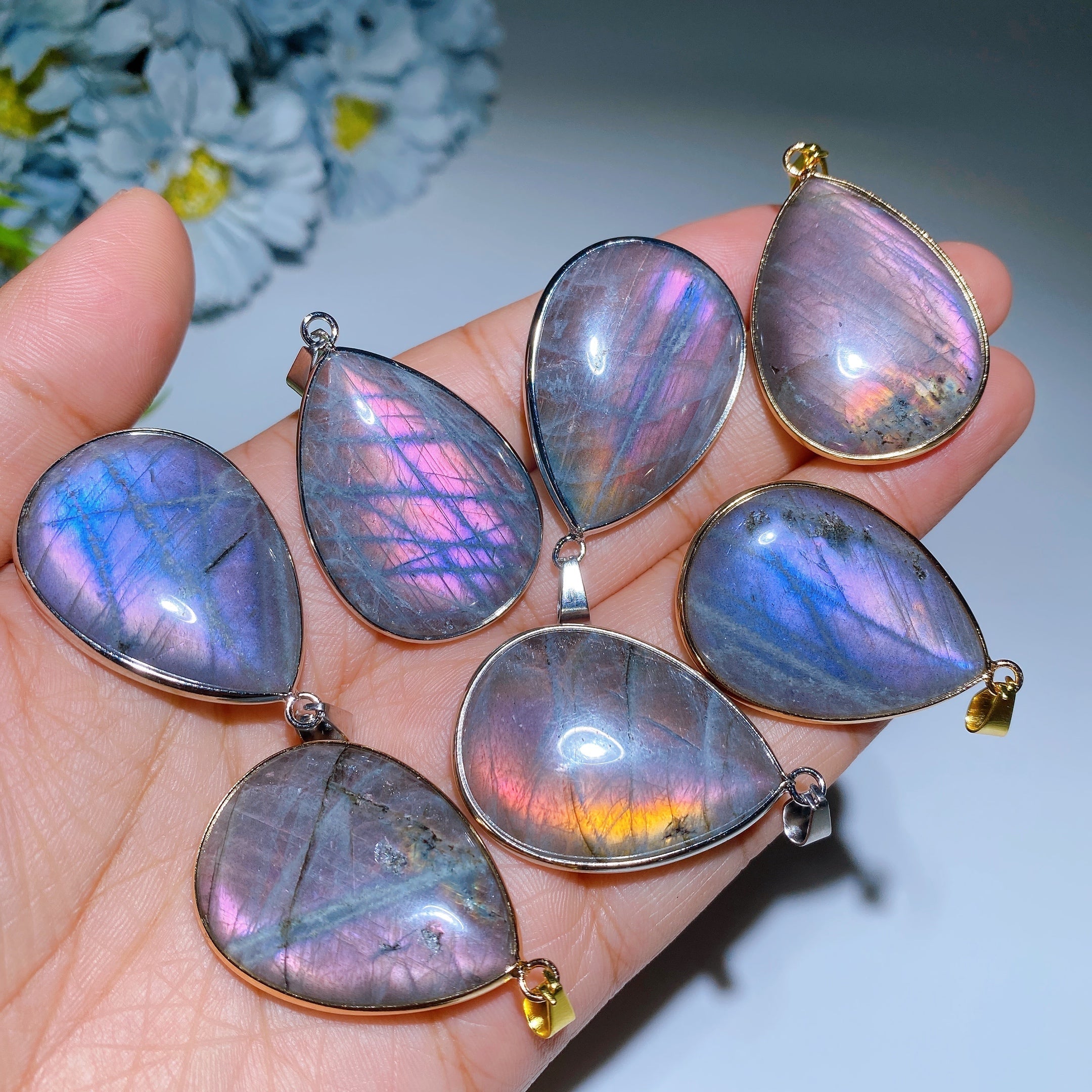35mm Labradorite Water Drop Pendant for Spiritual Healing