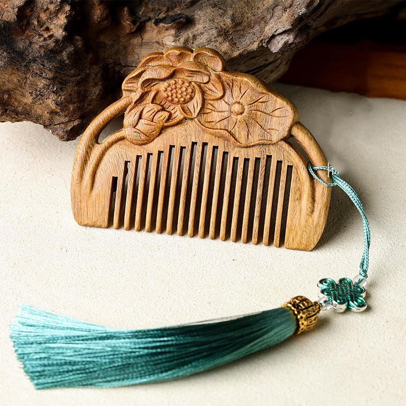 Green Sandalwood Lotus Flower Engraved Soothing Comb