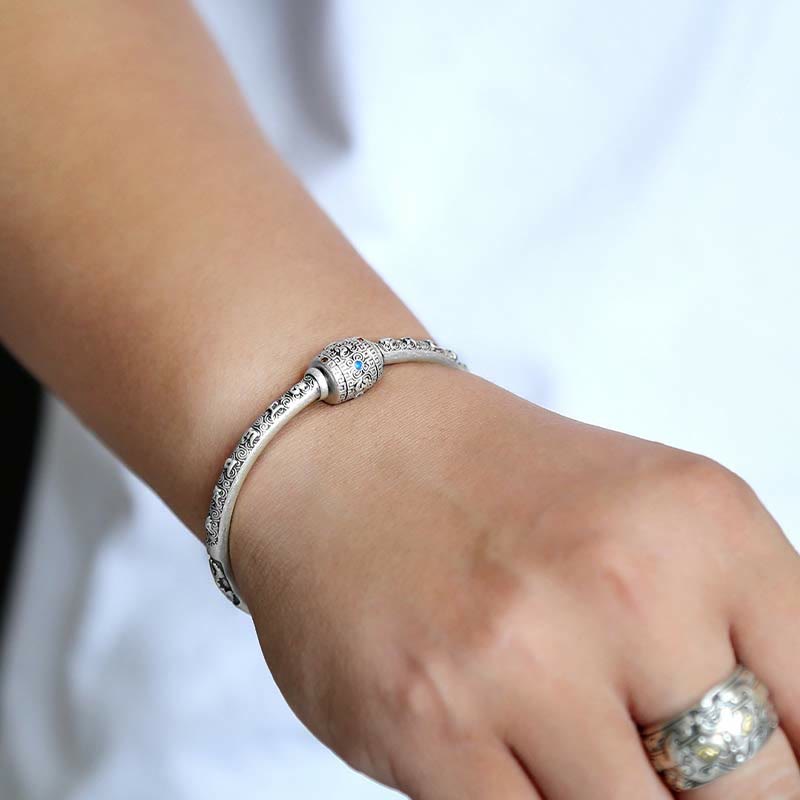 990 Sterling Silver Om Mani Padme Hum Creativity Bracelet Bangle