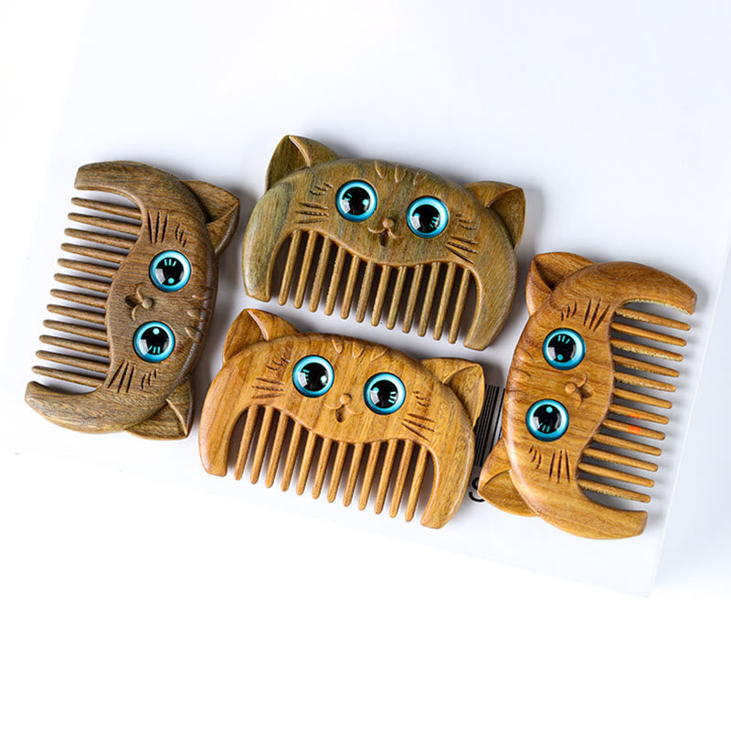 Green Sandalwood Cure Comb with Cat Pattern for Positive Energy