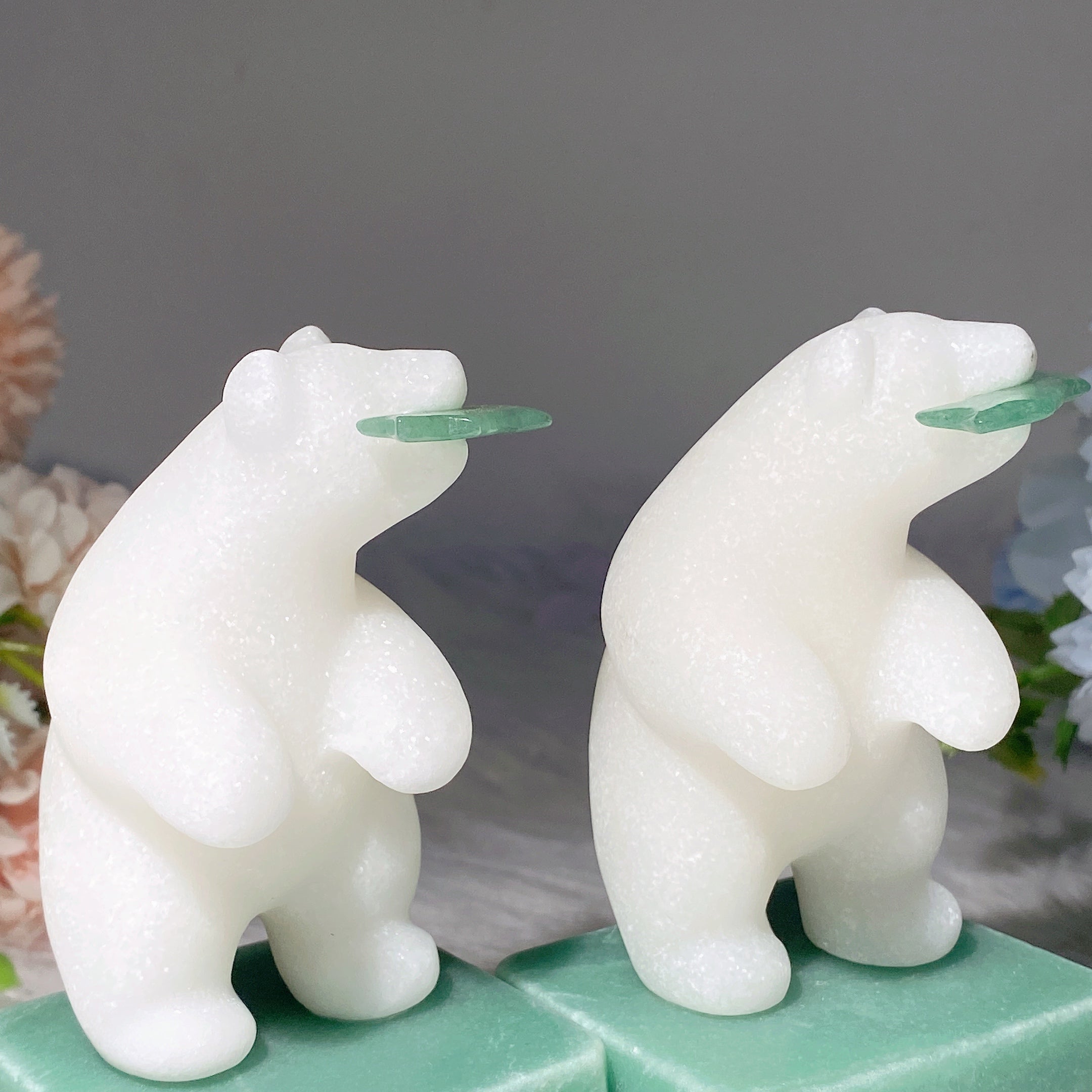 4.4-inch White Jade Polar Bear Crystal Animal Carving