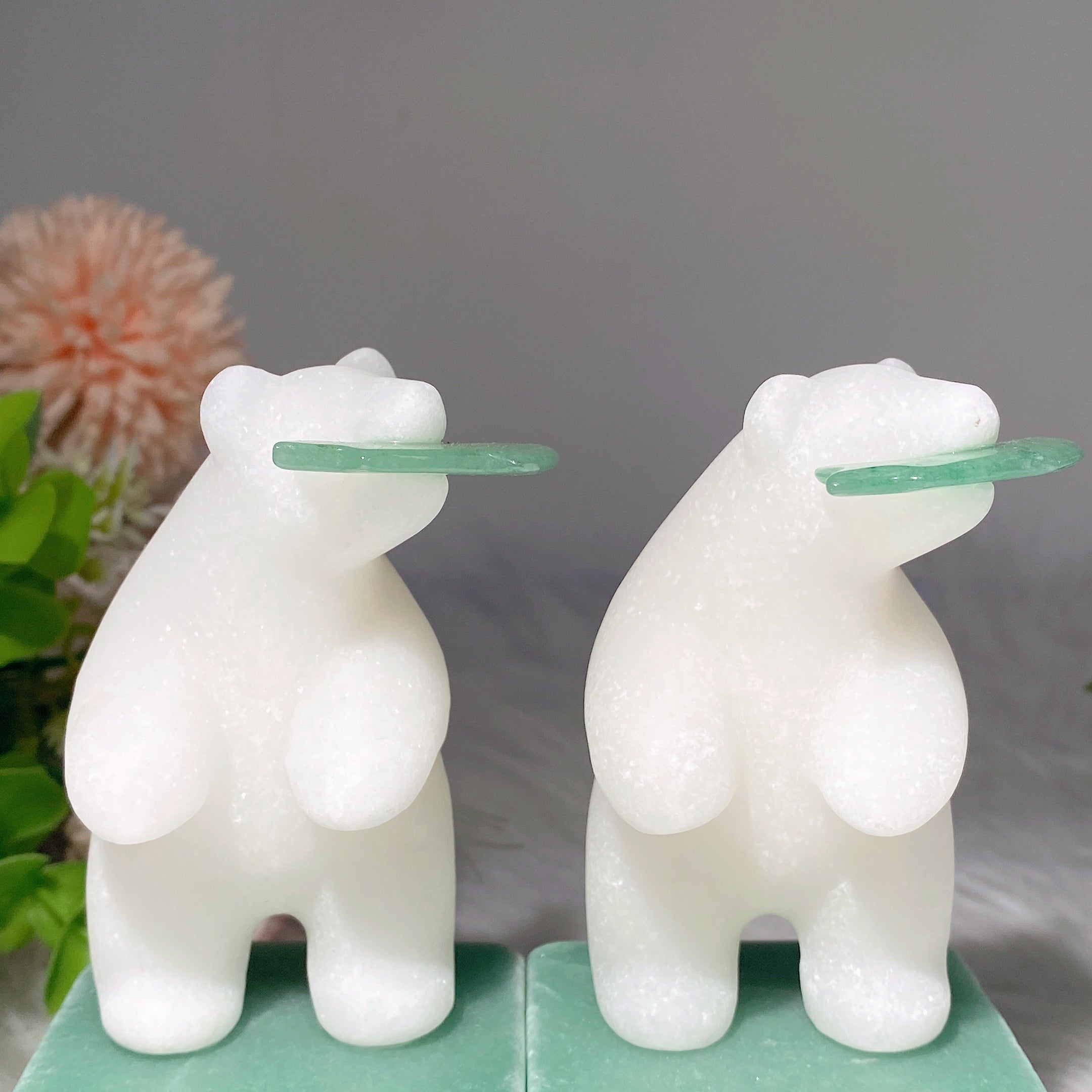 4.4-inch White Jade Polar Bear Crystal Animal Carving